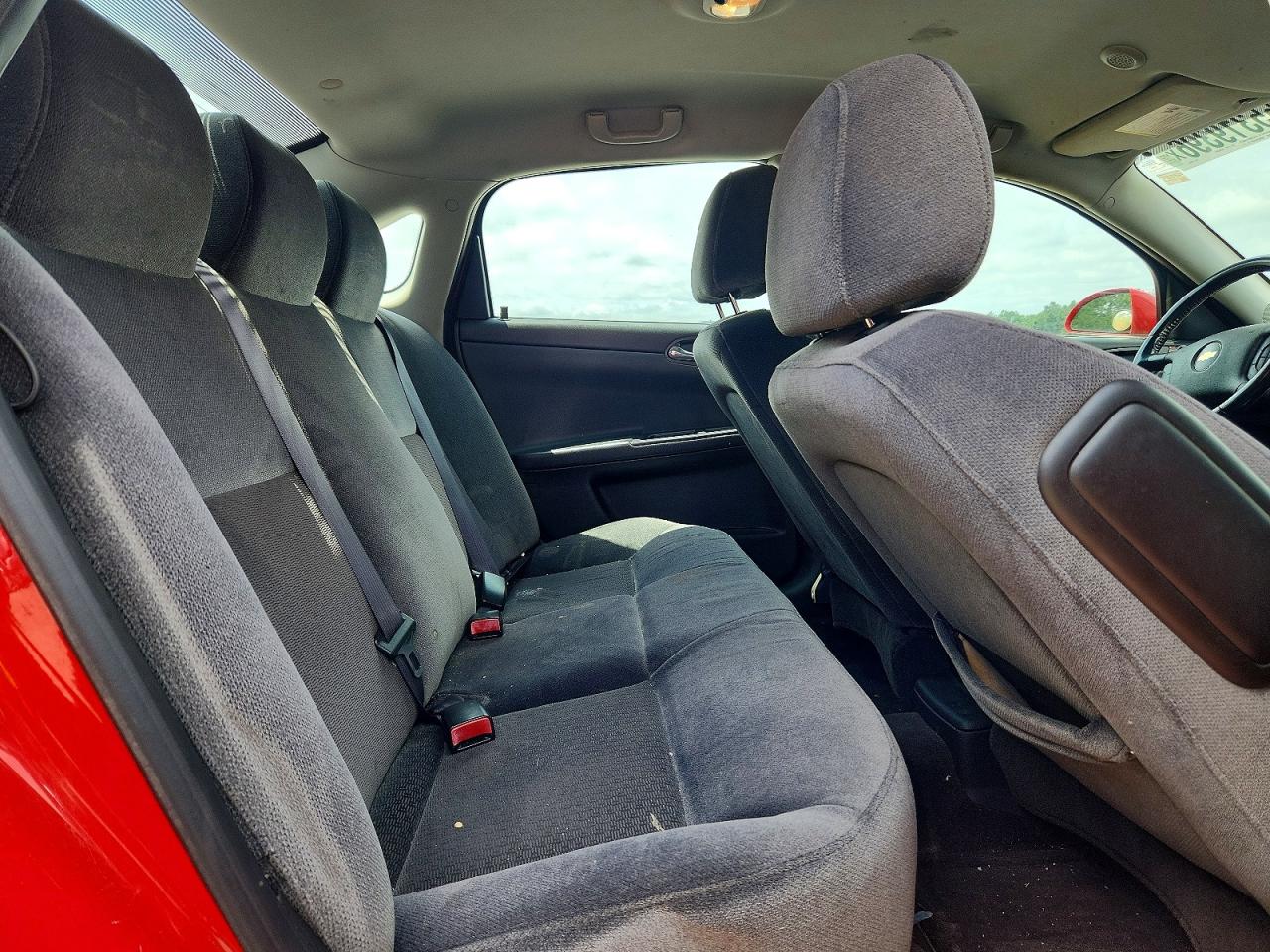 2011 Chev Impala Red vin: 2G1WF5EK3B1298608