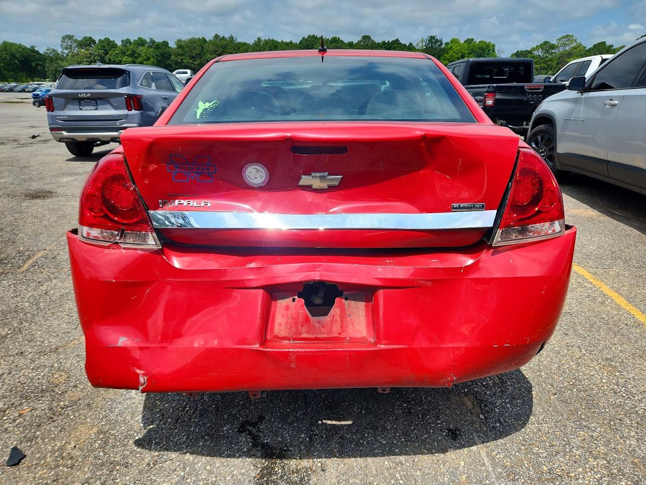 2011 Chev Impala Red vin: 2G1WF5EK3B1298608