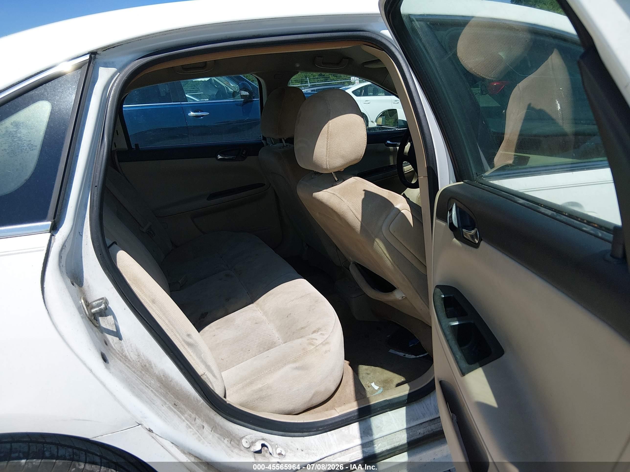 2011 Chevrolet Impala Ls White vin: 2G1WF5EK4B1113465
