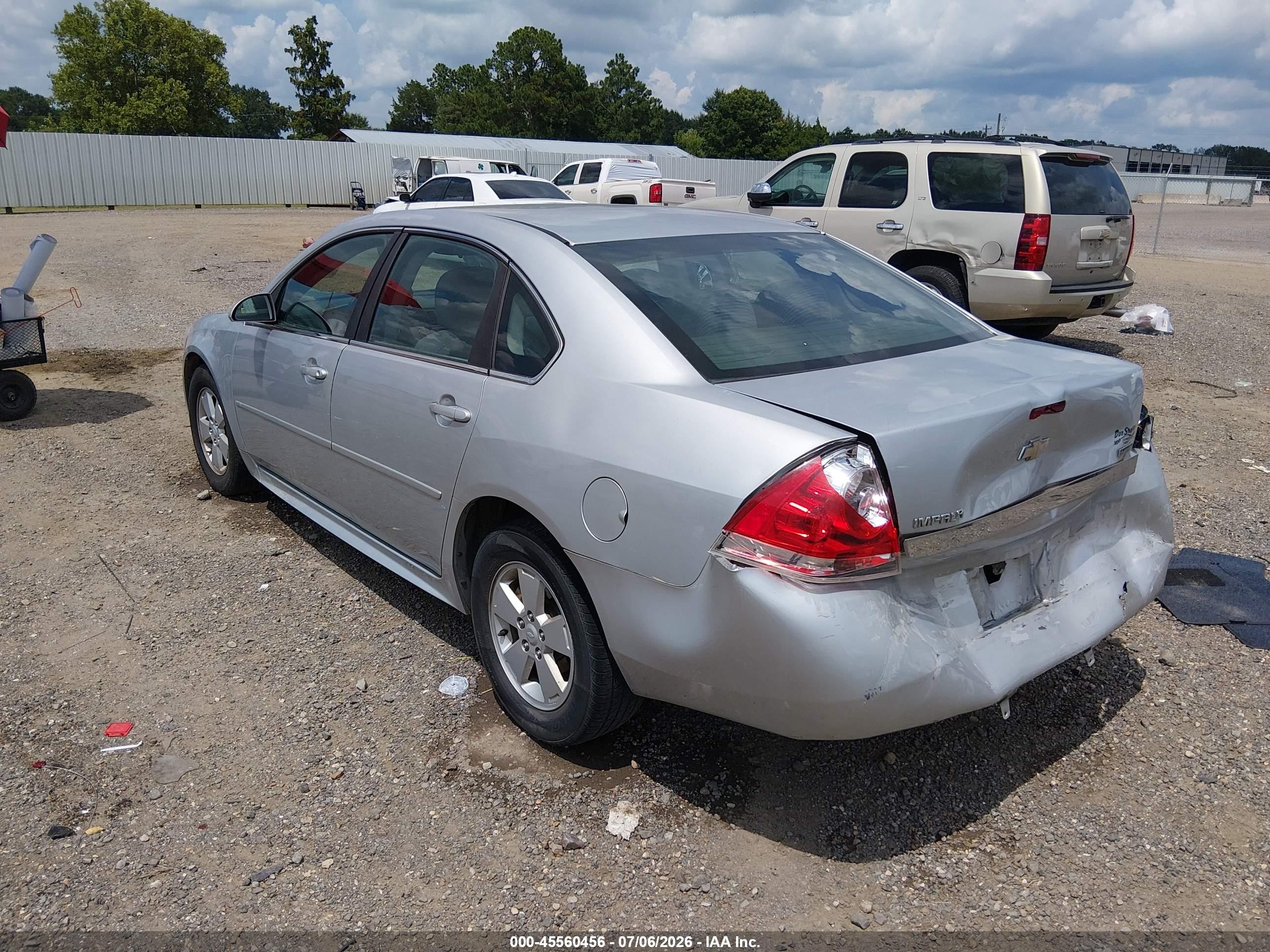 2011 Chevrolet Impala Ls Silver vin: 2G1WF5EK4B1153206