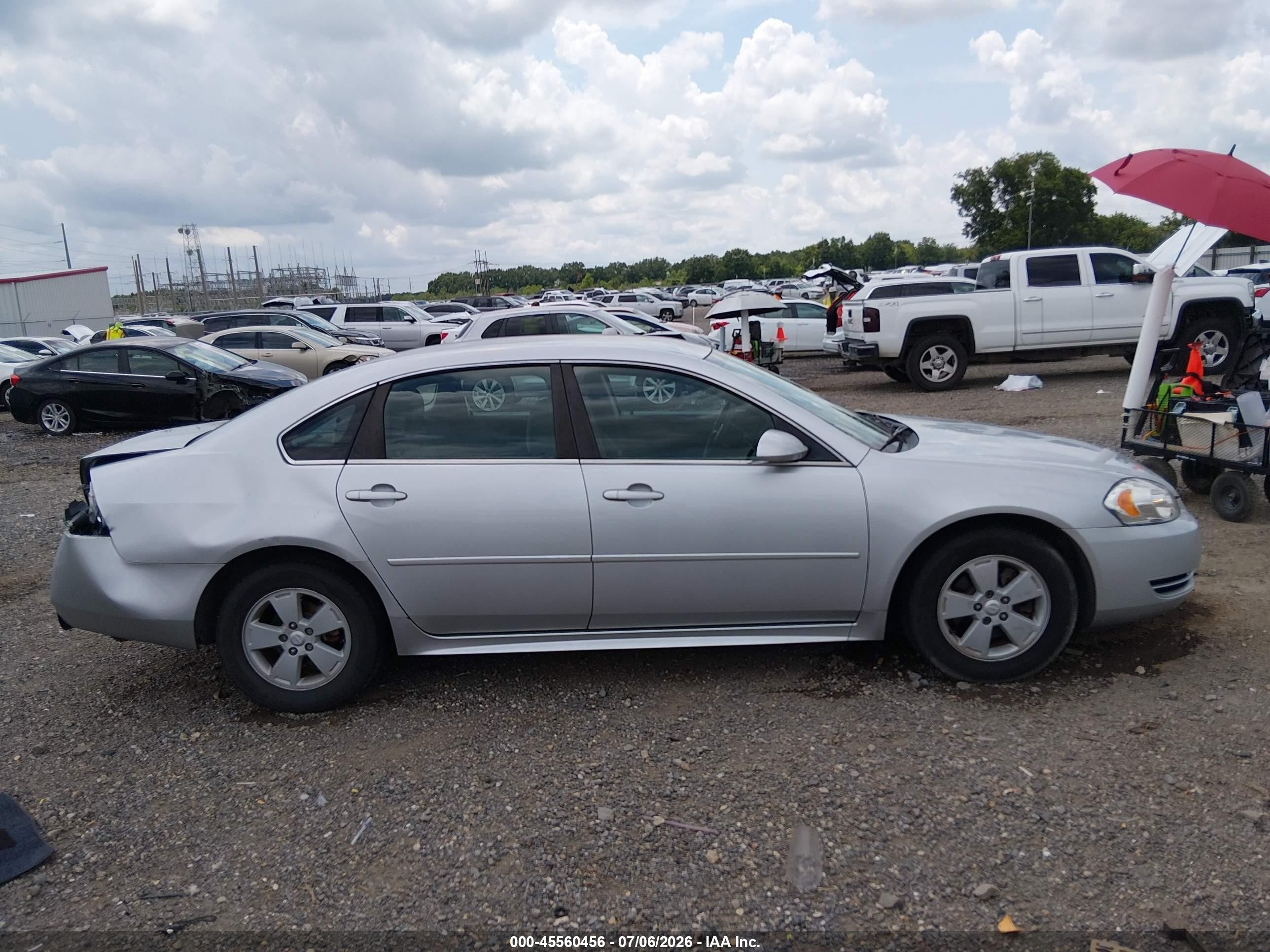 2011 Chevrolet Impala Ls Silver vin: 2G1WF5EK4B1153206