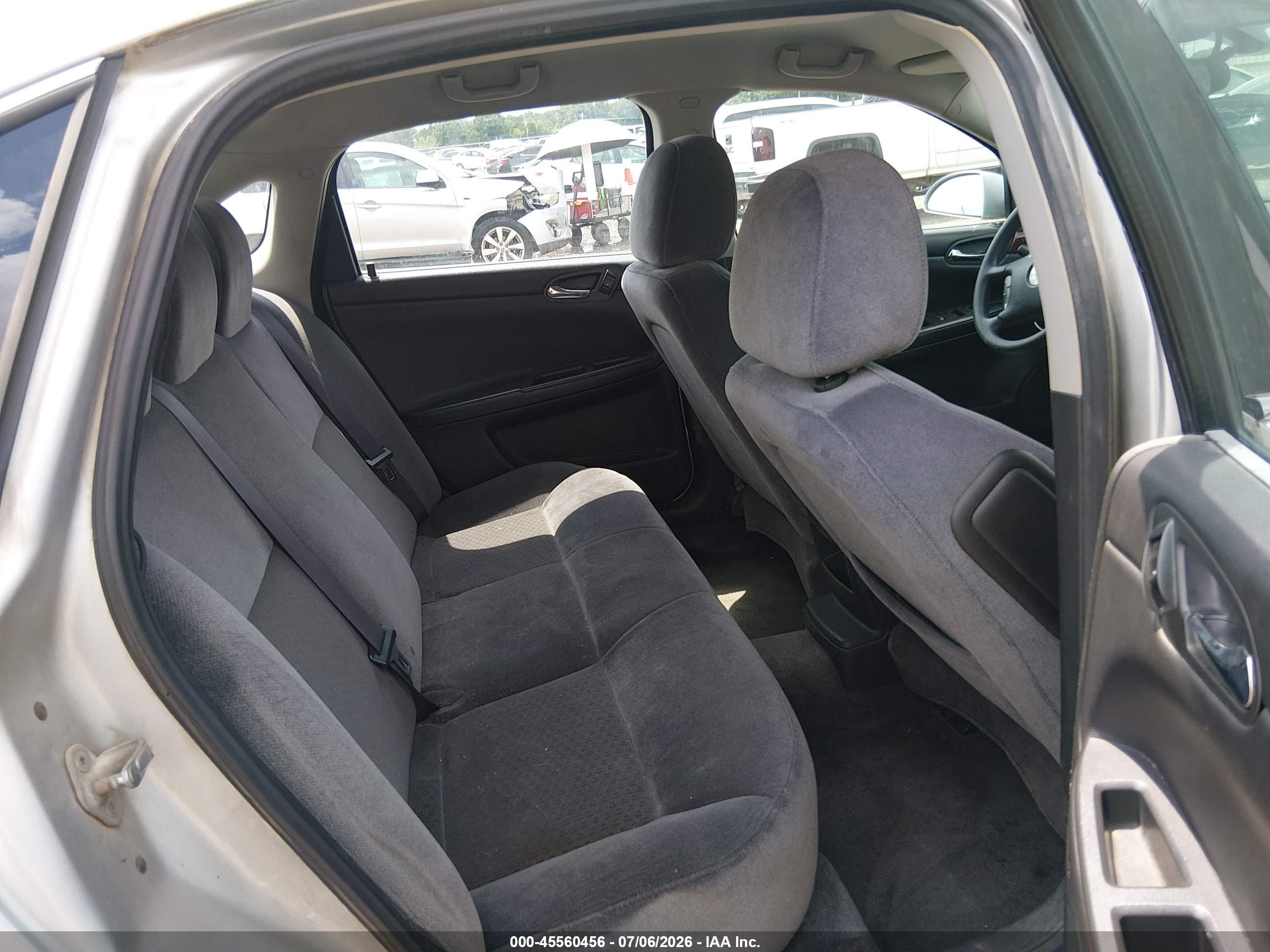 2011 Chevrolet Impala Ls Silver vin: 2G1WF5EK4B1153206