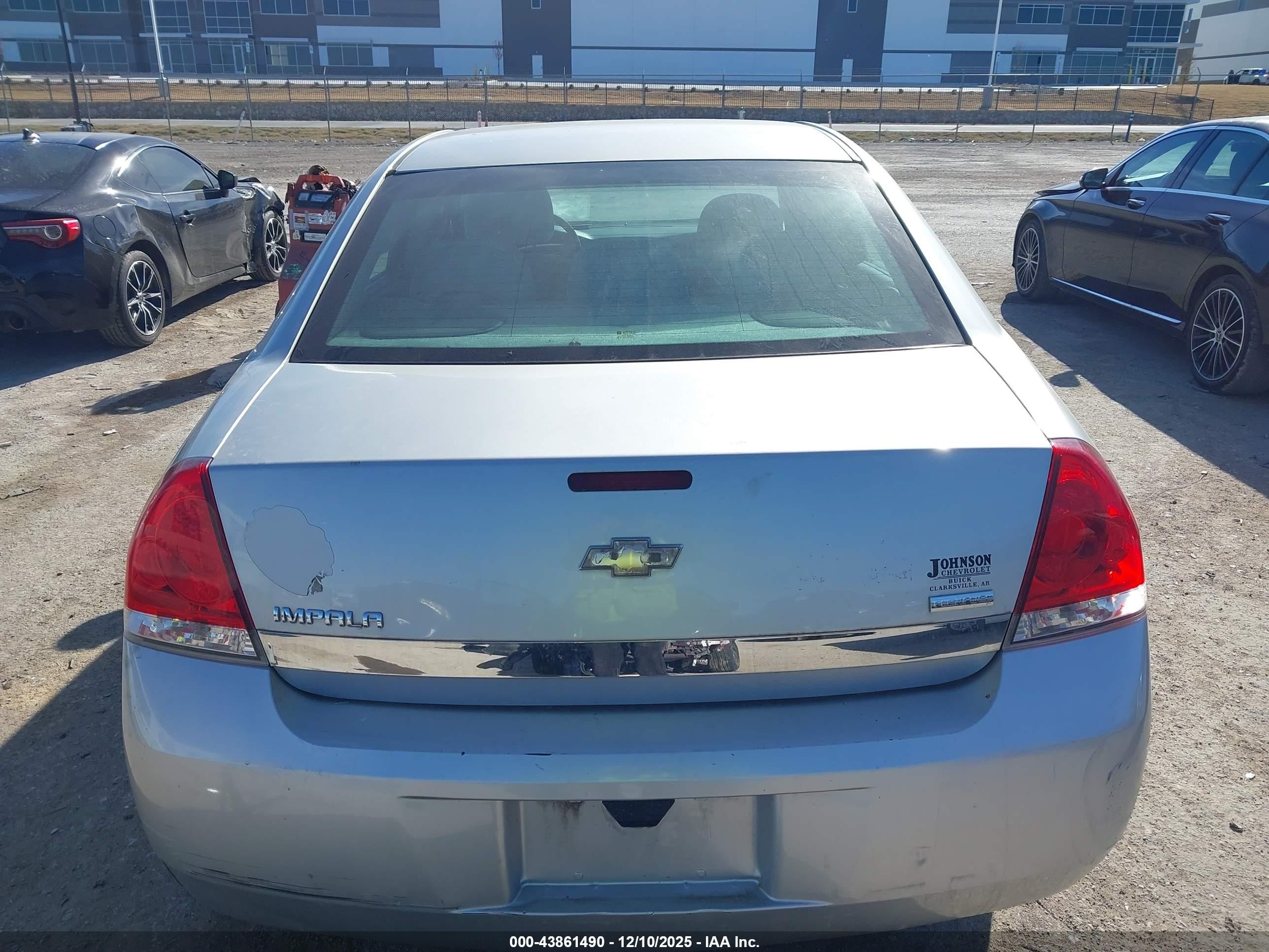 2011 Chevrolet Impala Ls Silver vin: 2G1WF5EK4B1233623