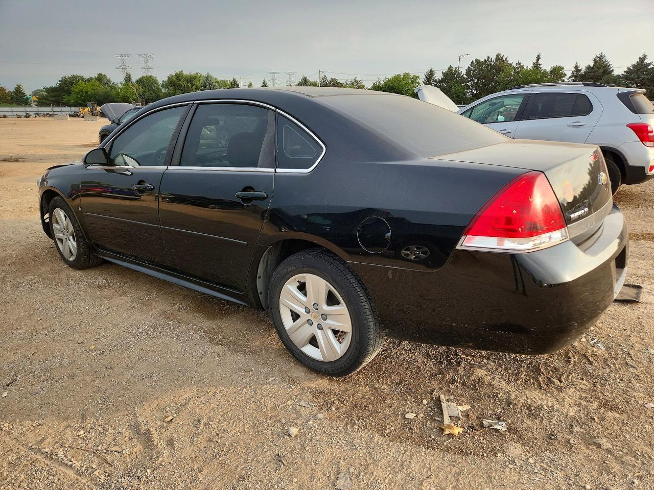 2011 Chevrolet Impala Ls Черный vin: 2G1WF5EK5B1110980