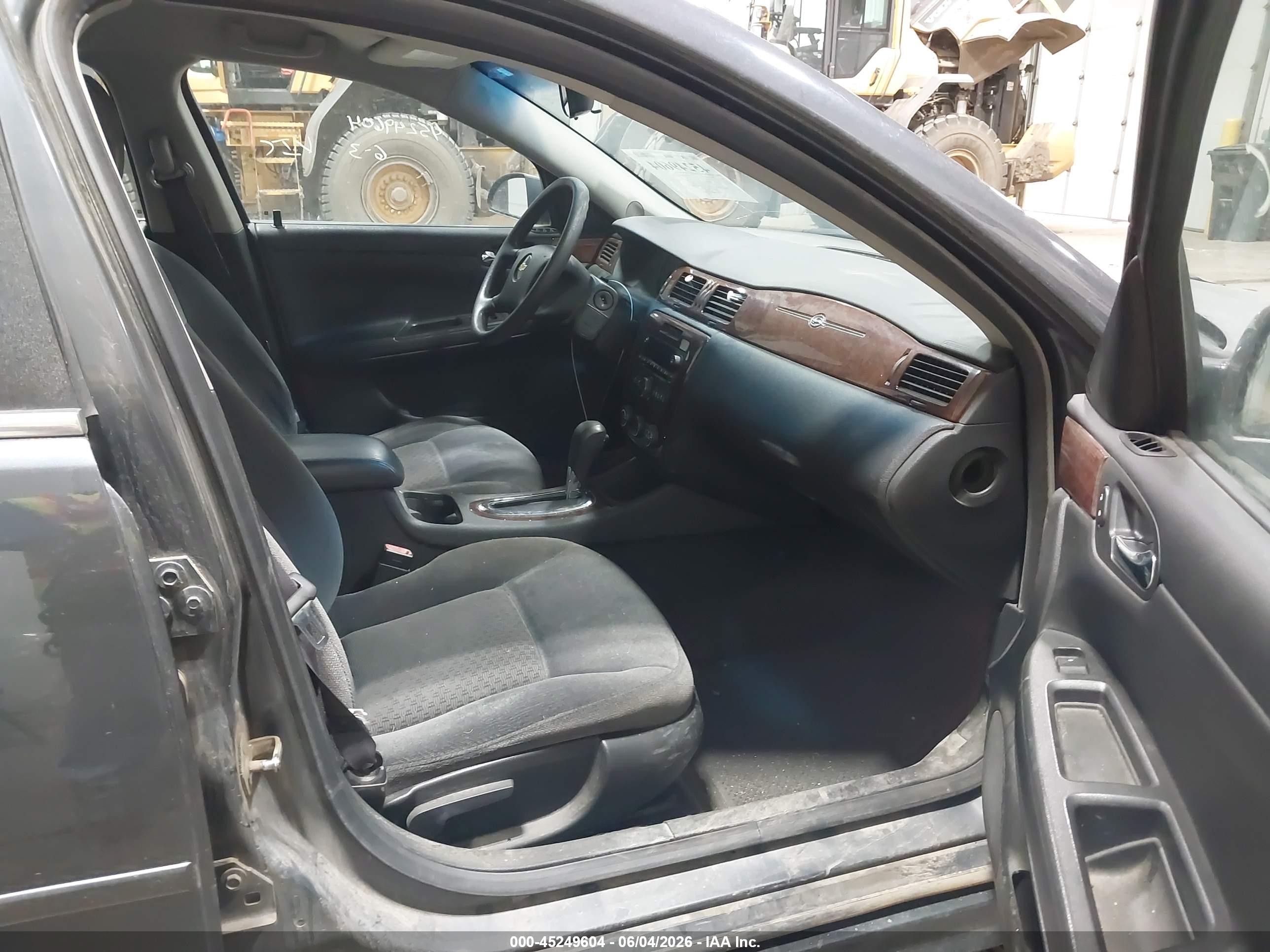 2011 Chevrolet Impala Ls Gray vin: 2G1WF5EK7B1169156