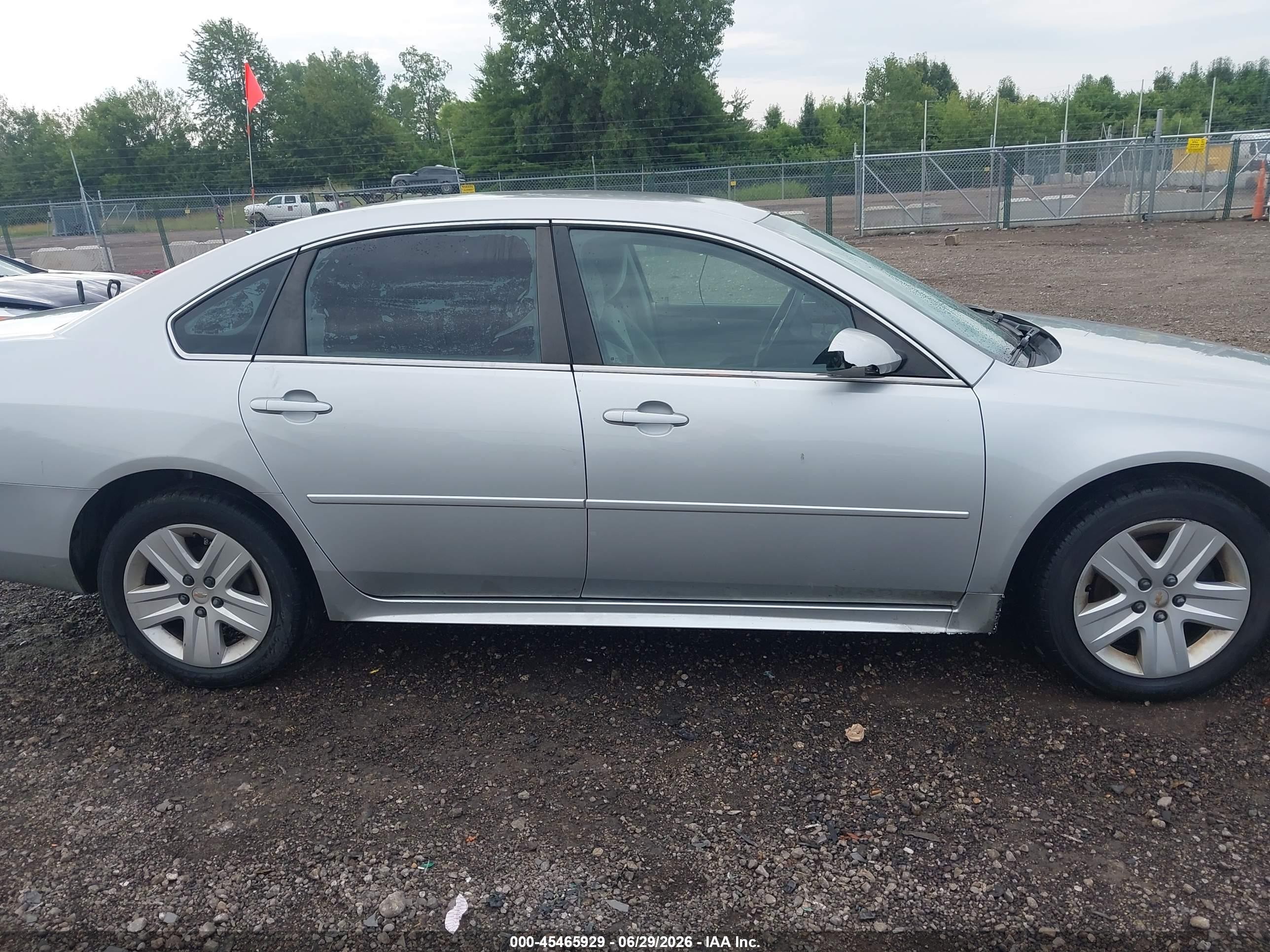 2011 Chevrolet Impala Ls Silver vin: 2G1WF5EK7B1224981