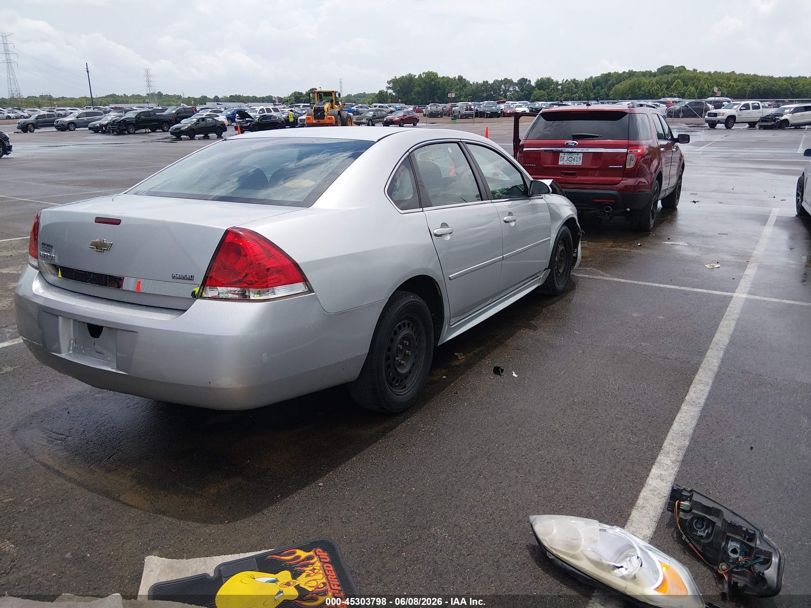 2011 Chevrolet Impala Ls Silver vin: 2G1WF5EKXB1253357