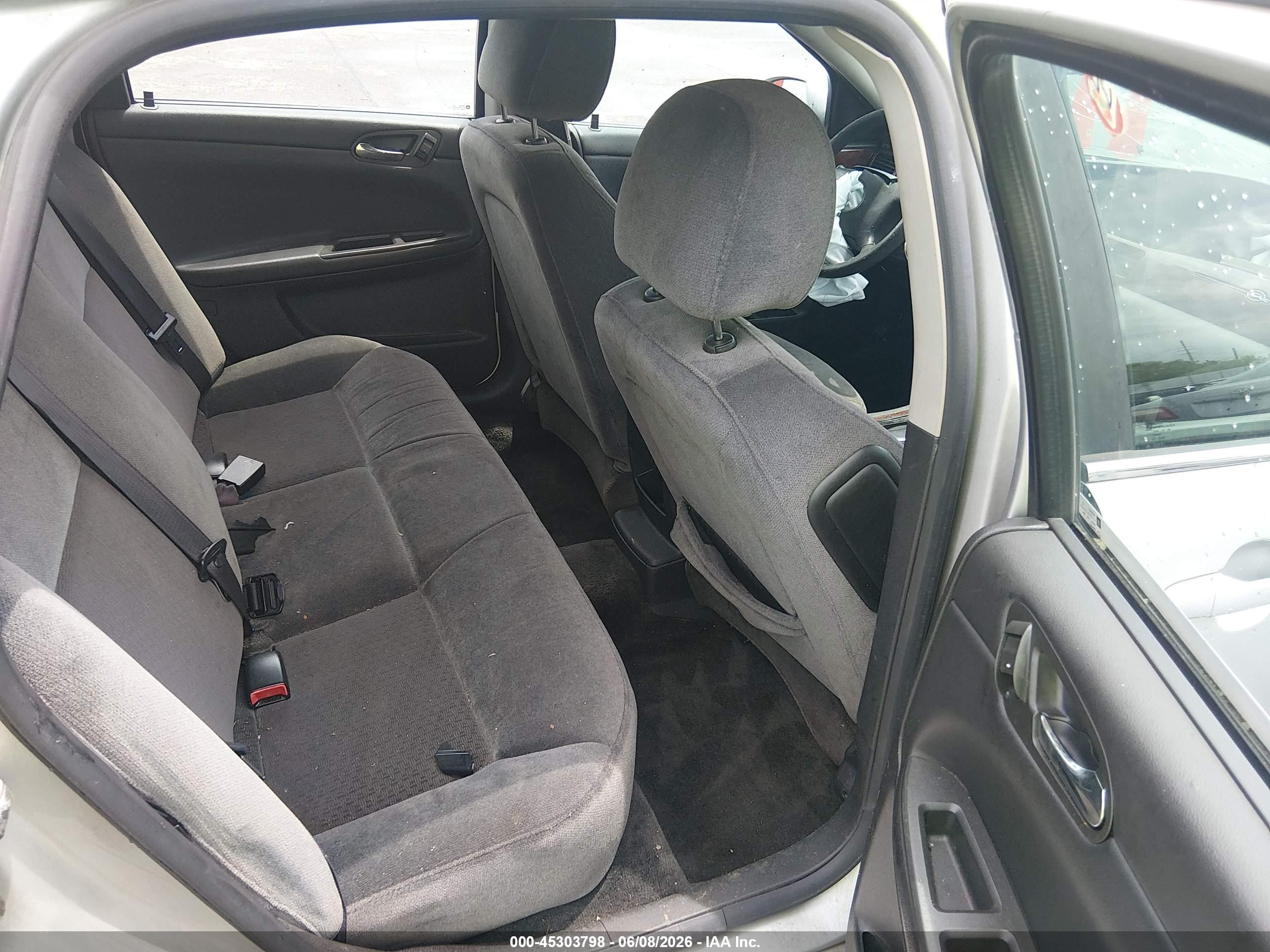 2011 Chevrolet Impala Ls Silver vin: 2G1WF5EKXB1253357