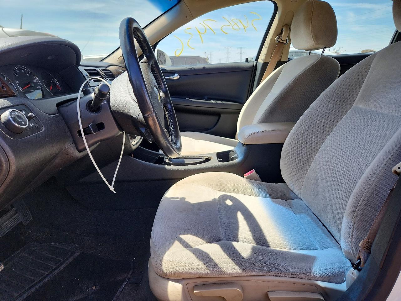 2012 Chevrolet Impala Lt White vin: 2G1WG5E30C1267291