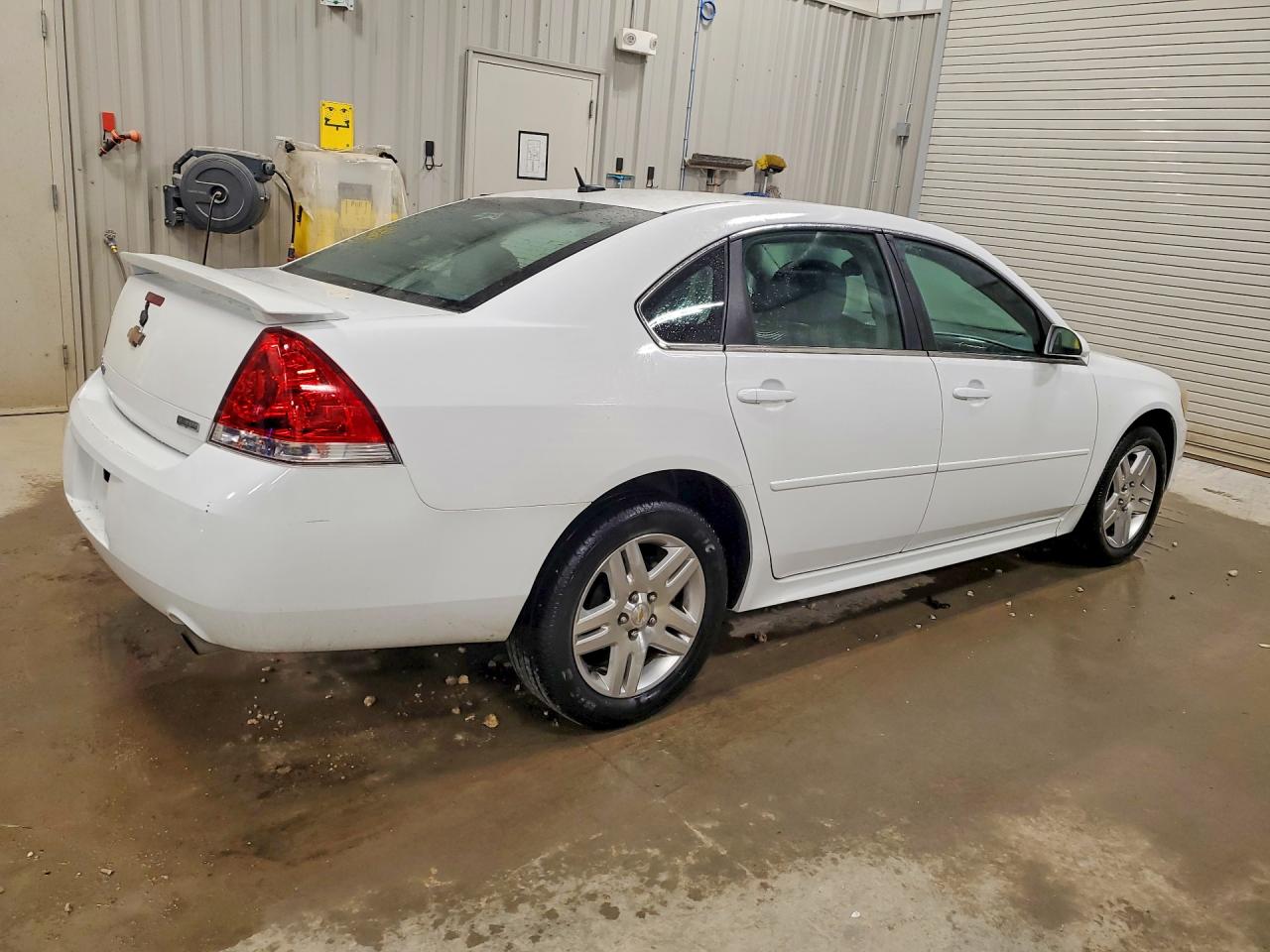 2012 Chevrolet Impala Lt White vin: 2G1WG5E32C1131731