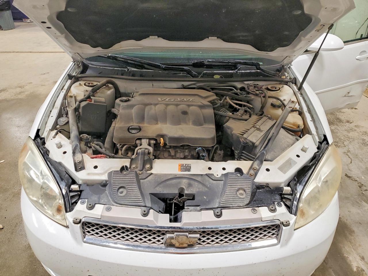 2012 Chevrolet Impala Lt White vin: 2G1WG5E32C1131731