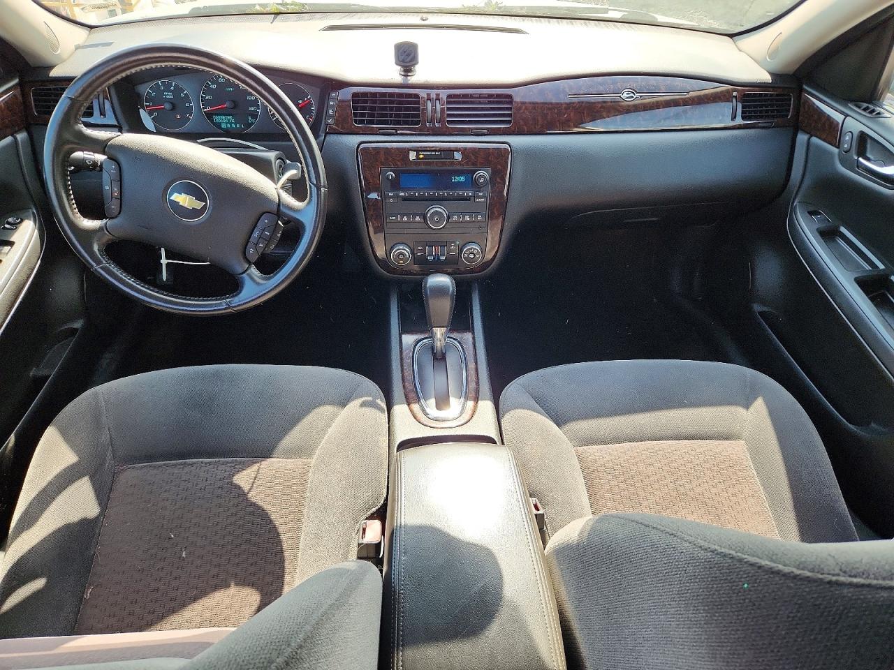 2012 Chevrolet Impala Lt White vin: 2G1WG5E33C1165922