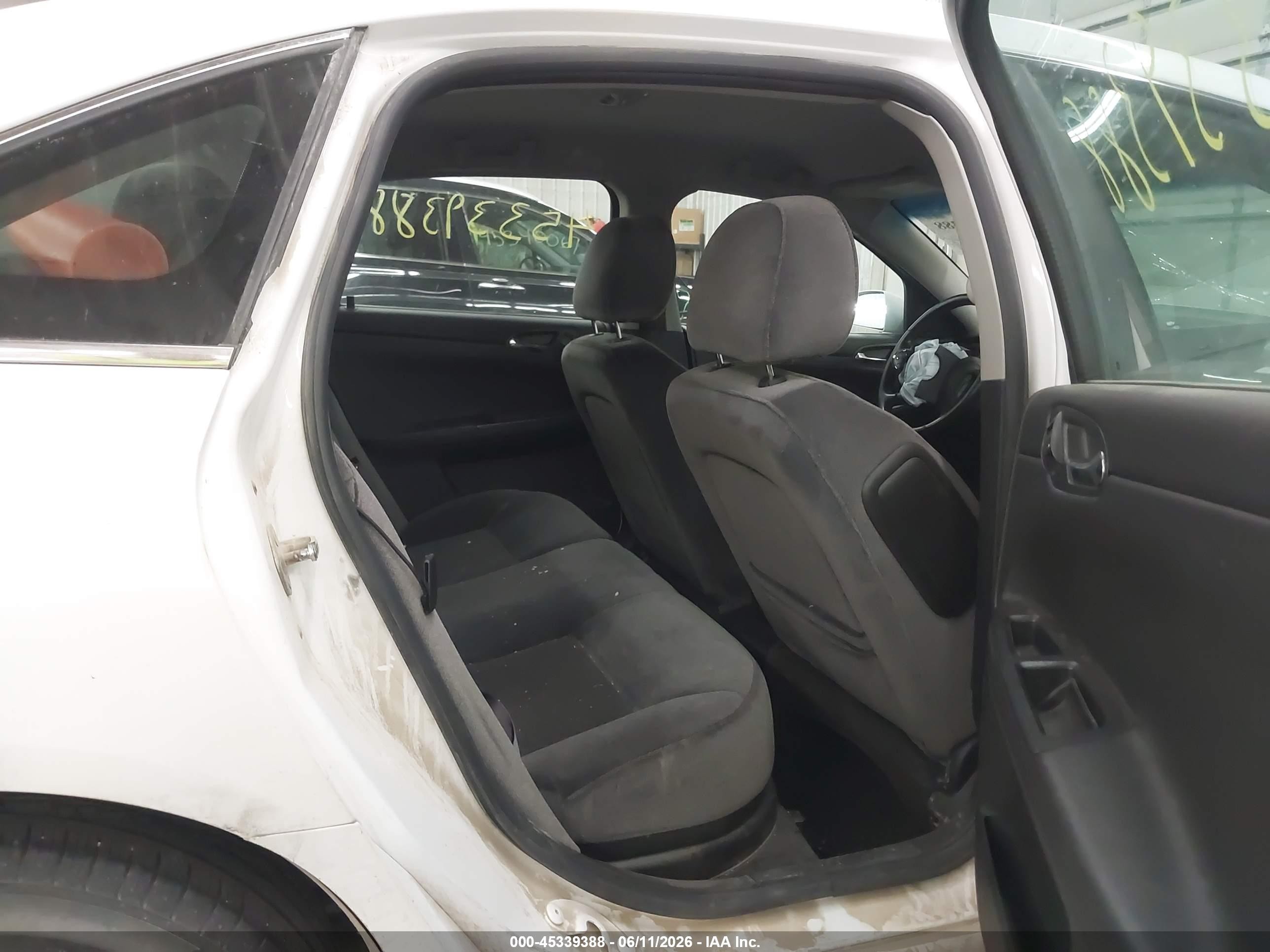 2012 Chevrolet Impala Lt White vin: 2G1WG5E34C1317920