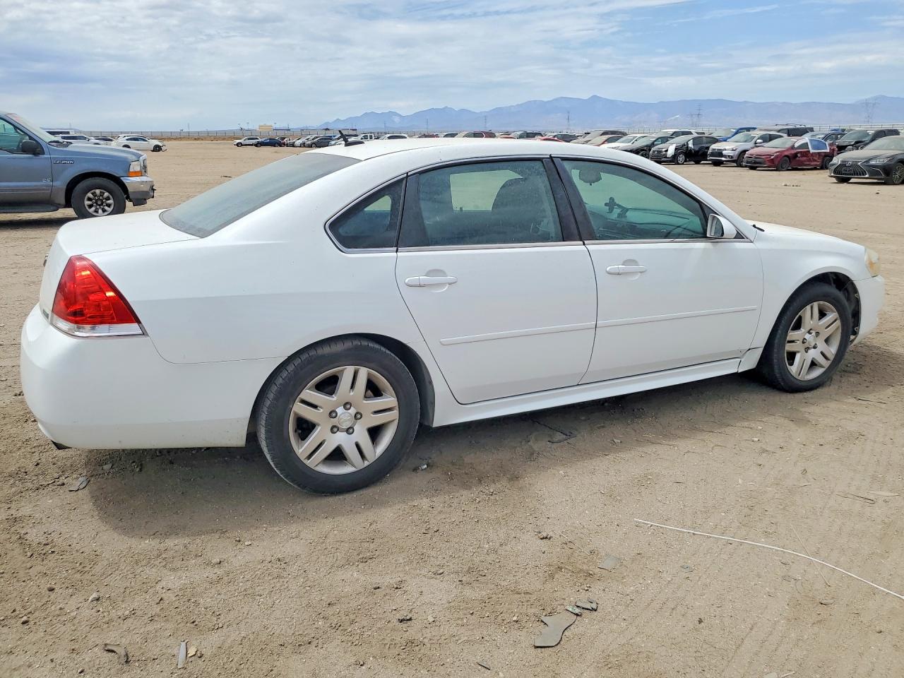 2013 Chevrolet Impala Lt White vin: 2G1WG5E35D1221540