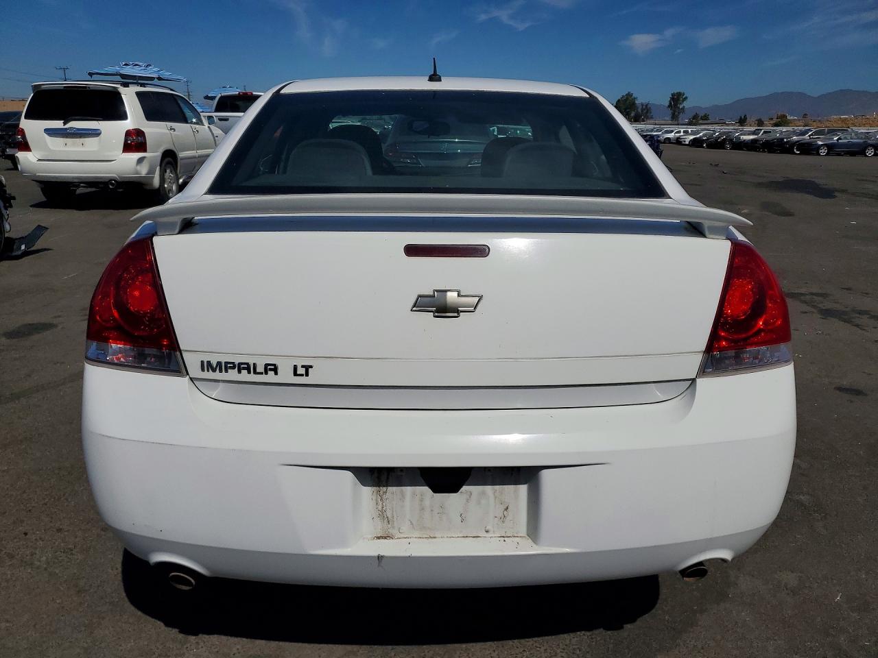 2012 Chevrolet Impala Lt Белый vin: 2G1WG5E36C1220895