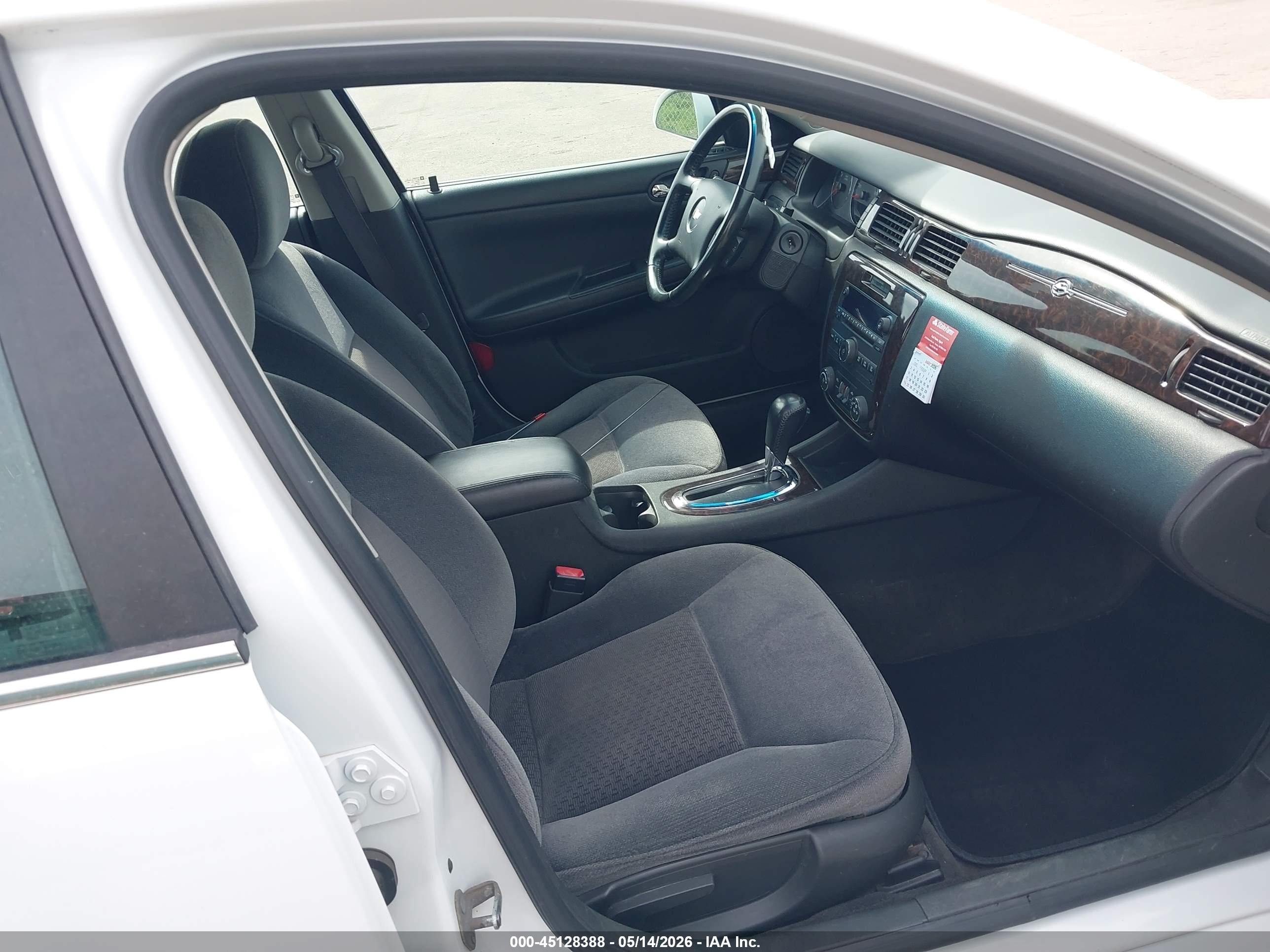 2012 Chevrolet Impala Lt White vin: 2G1WG5E36C1296360