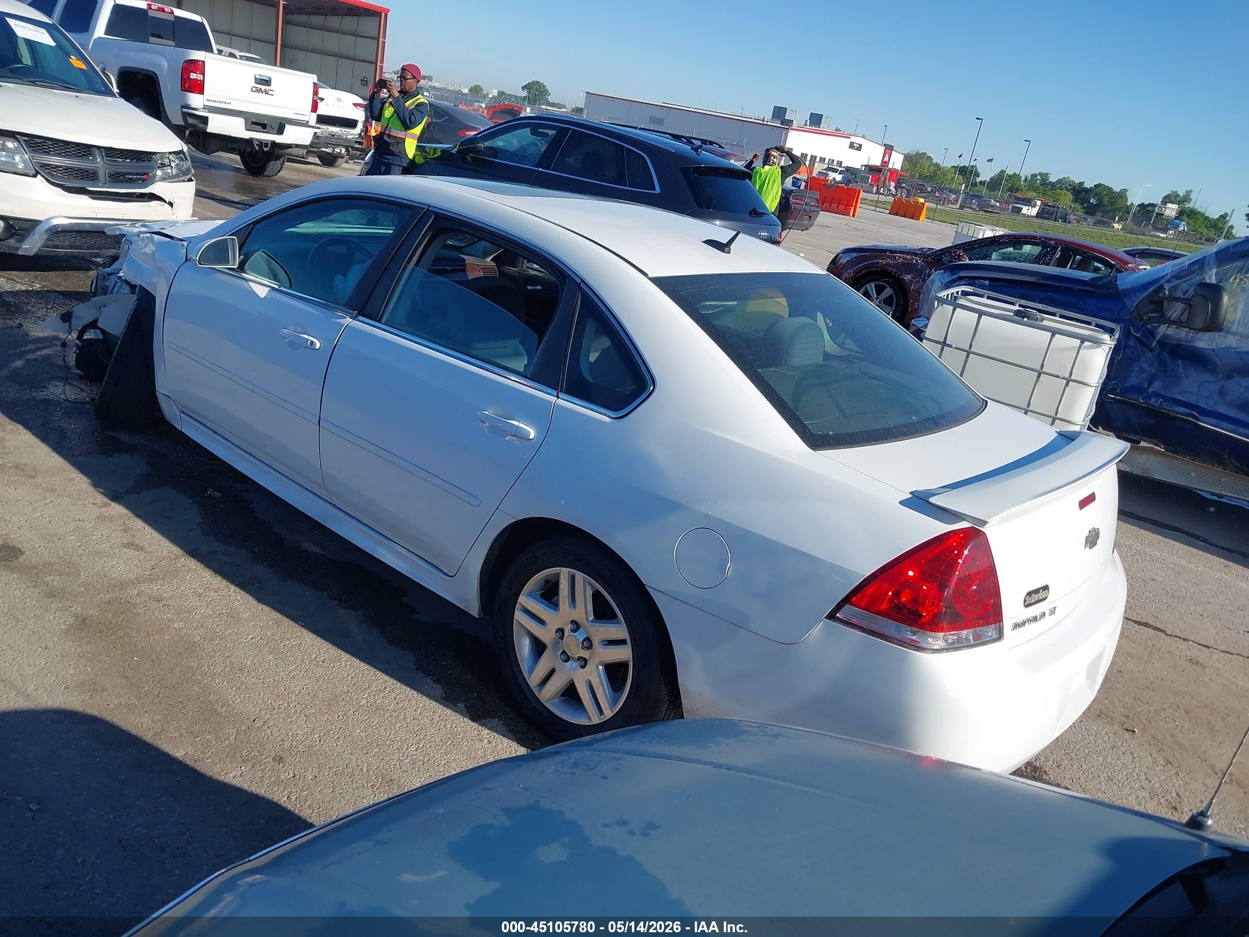 2012 Chevrolet Impala Lt White vin: 2G1WG5E37C1103424