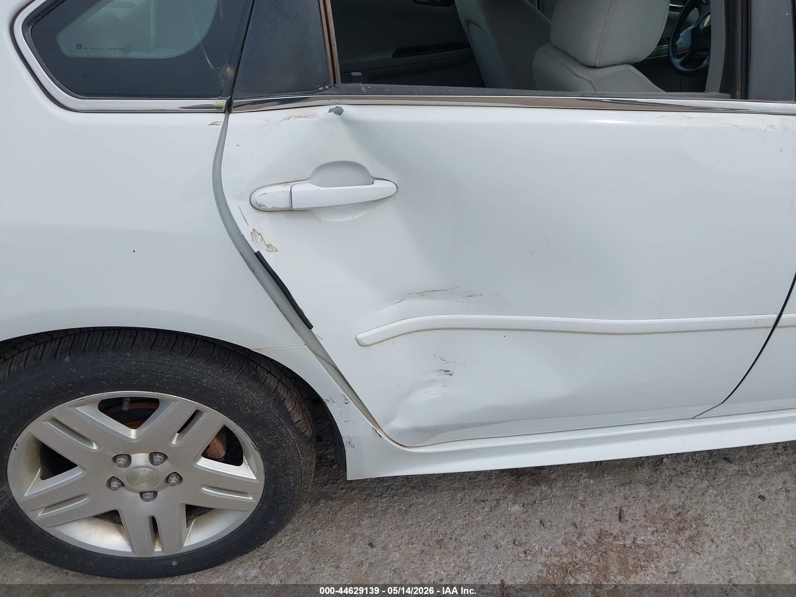 2012 Chevrolet Impala Lt White vin: 2G1WG5E38C1301882