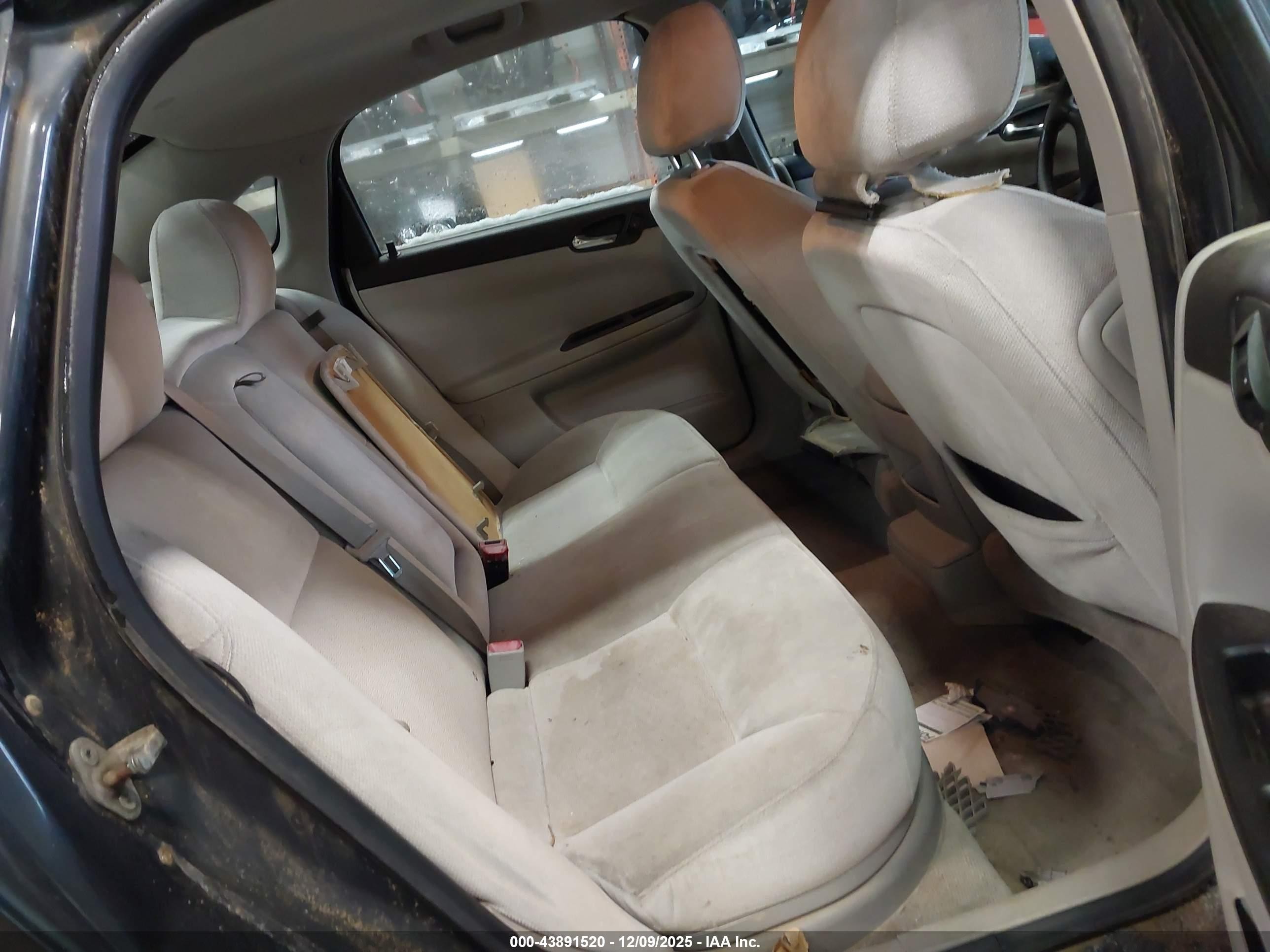 2012 Chevrolet Impala Lt Gray vin: 2G1WG5E38C1336664