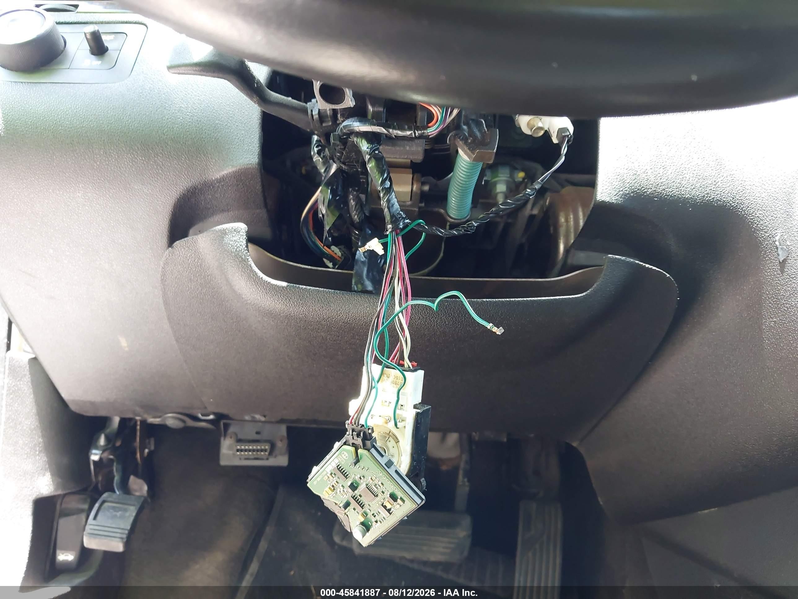 2012 Chevrolet Impala Lt Белый vin: 2G1WG5E39C1281870