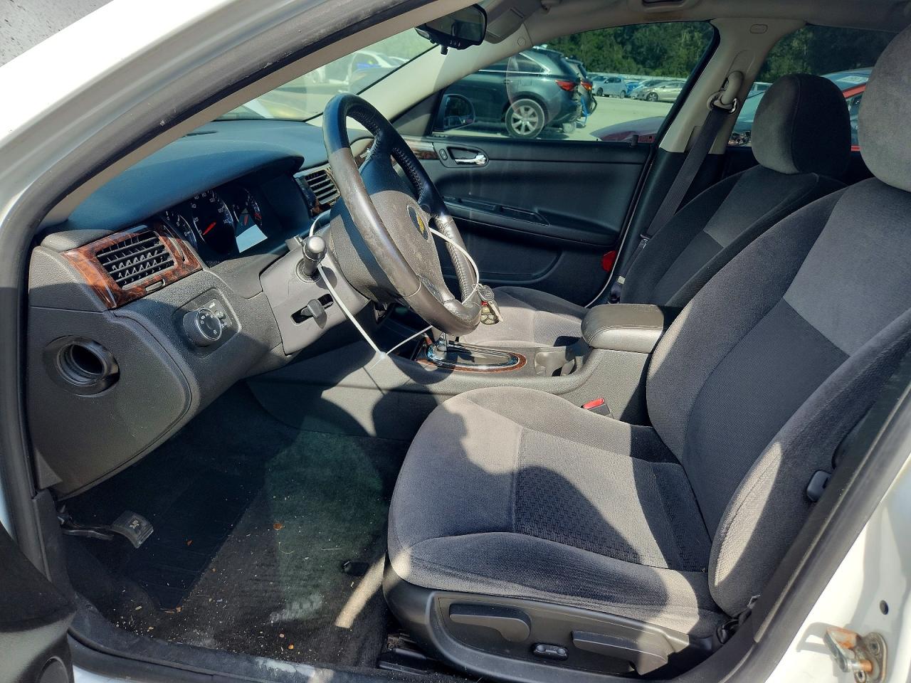 2013 Chevrolet Impala Lt White vin: 2G1WG5E39D1170530