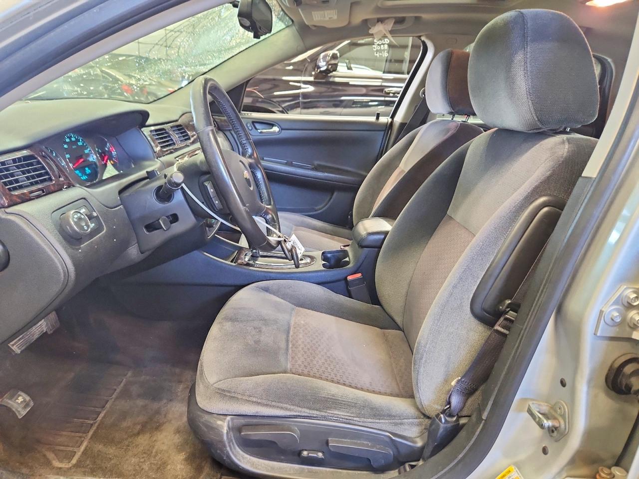 2012 Chevrolet Impala Lt Серебряный vin: 2G1WG5E3XC1297334