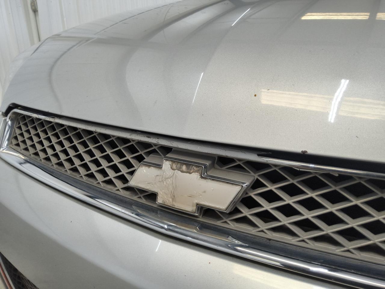 2013 Chevrolet Impala Lt Silver vin: 2G1WG5E3XD1267431 Damage: Hood, Chipped, 3