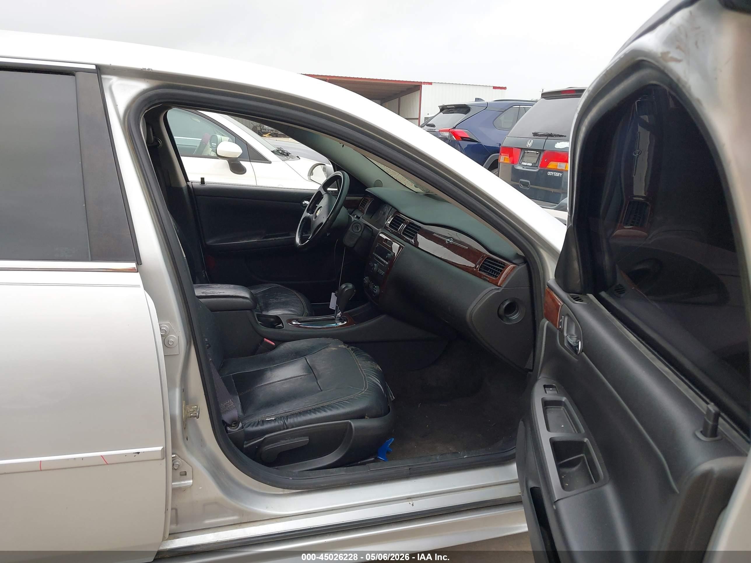 2011 Chevrolet Impala Lt Silver vin: 2G1WG5EK0B1194512
