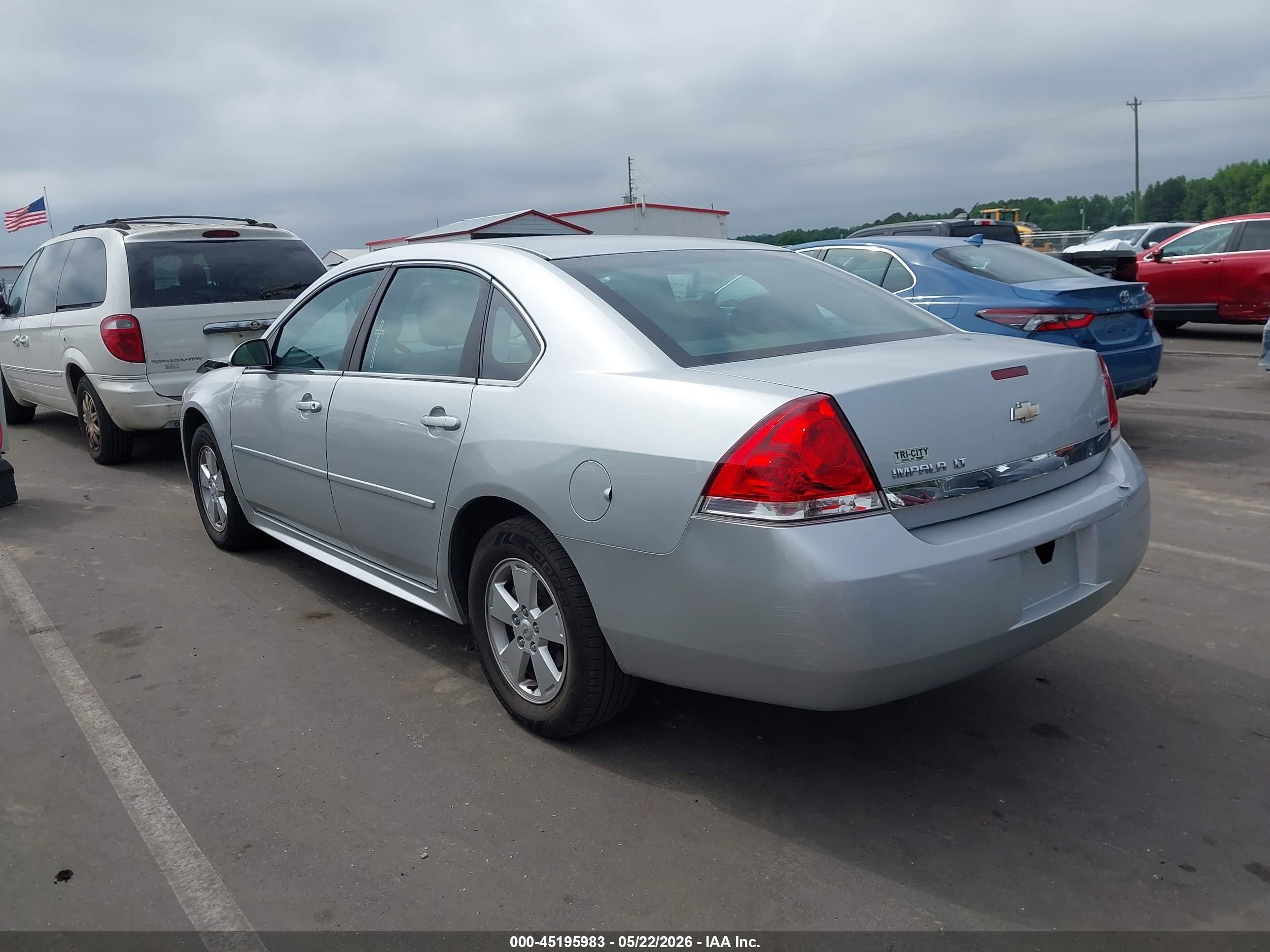 2011 Chevrolet Impala Lt Серебряный vin: 2G1WG5EK0B1238296