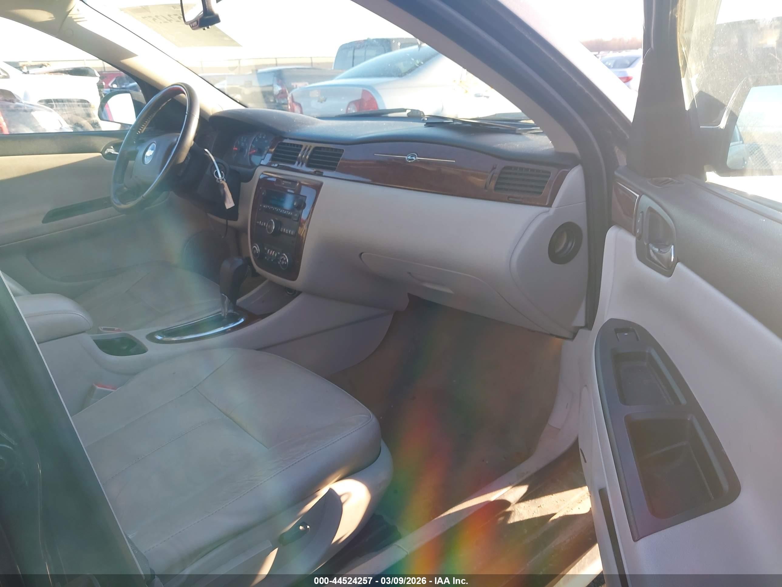 2011 Chevrolet Impala Lt Gray vin: 2G1WG5EK0B1274960