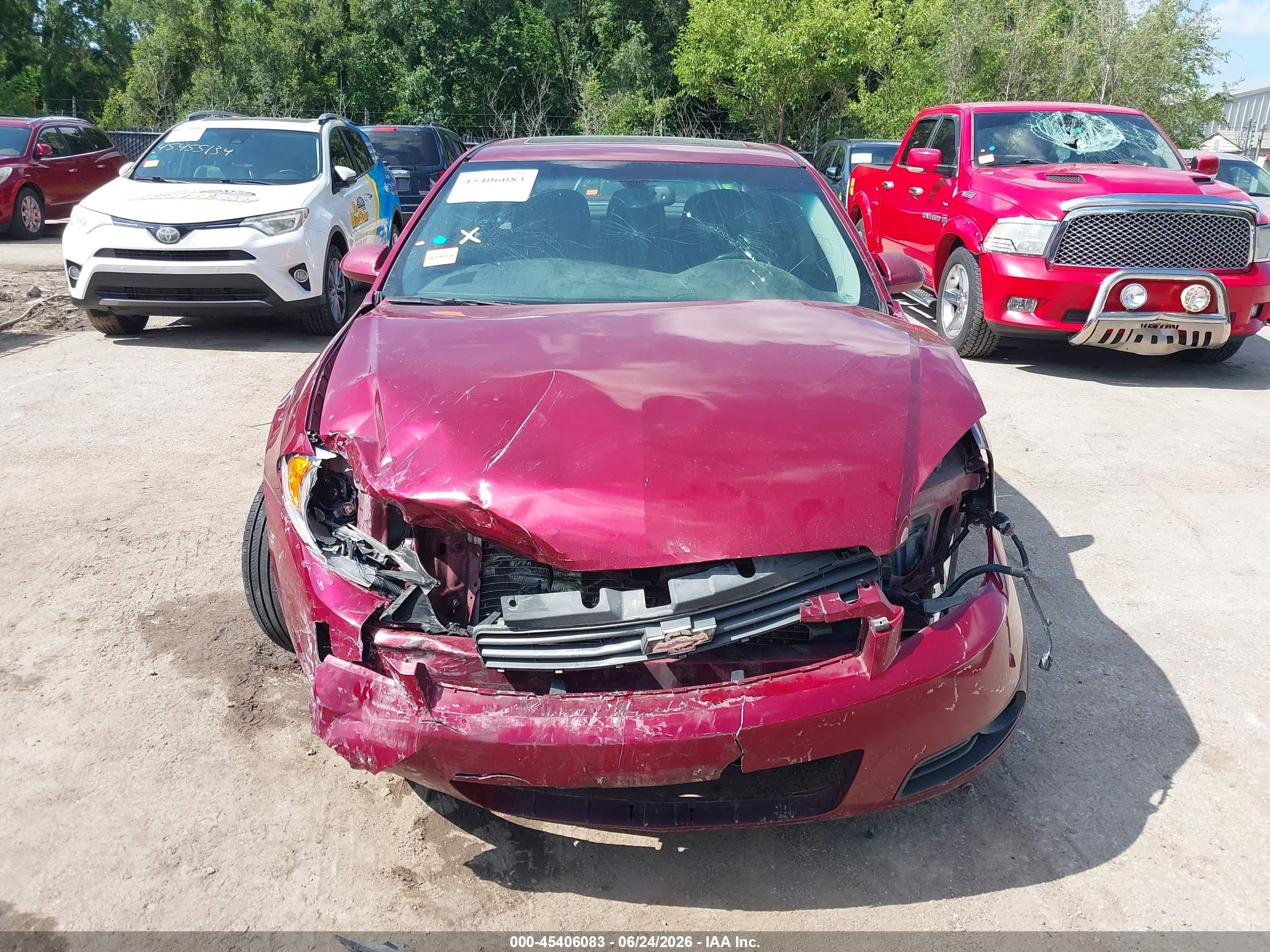 2011 Chevrolet Impala Lt Red vin: 2G1WG5EK0B1287305