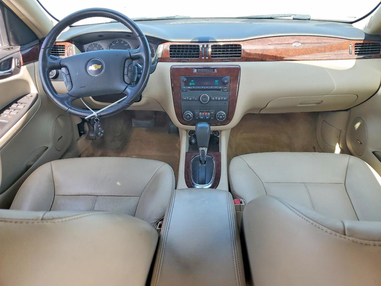 2011 Chevrolet Impala Lt White vin: 2G1WG5EK0B1305060