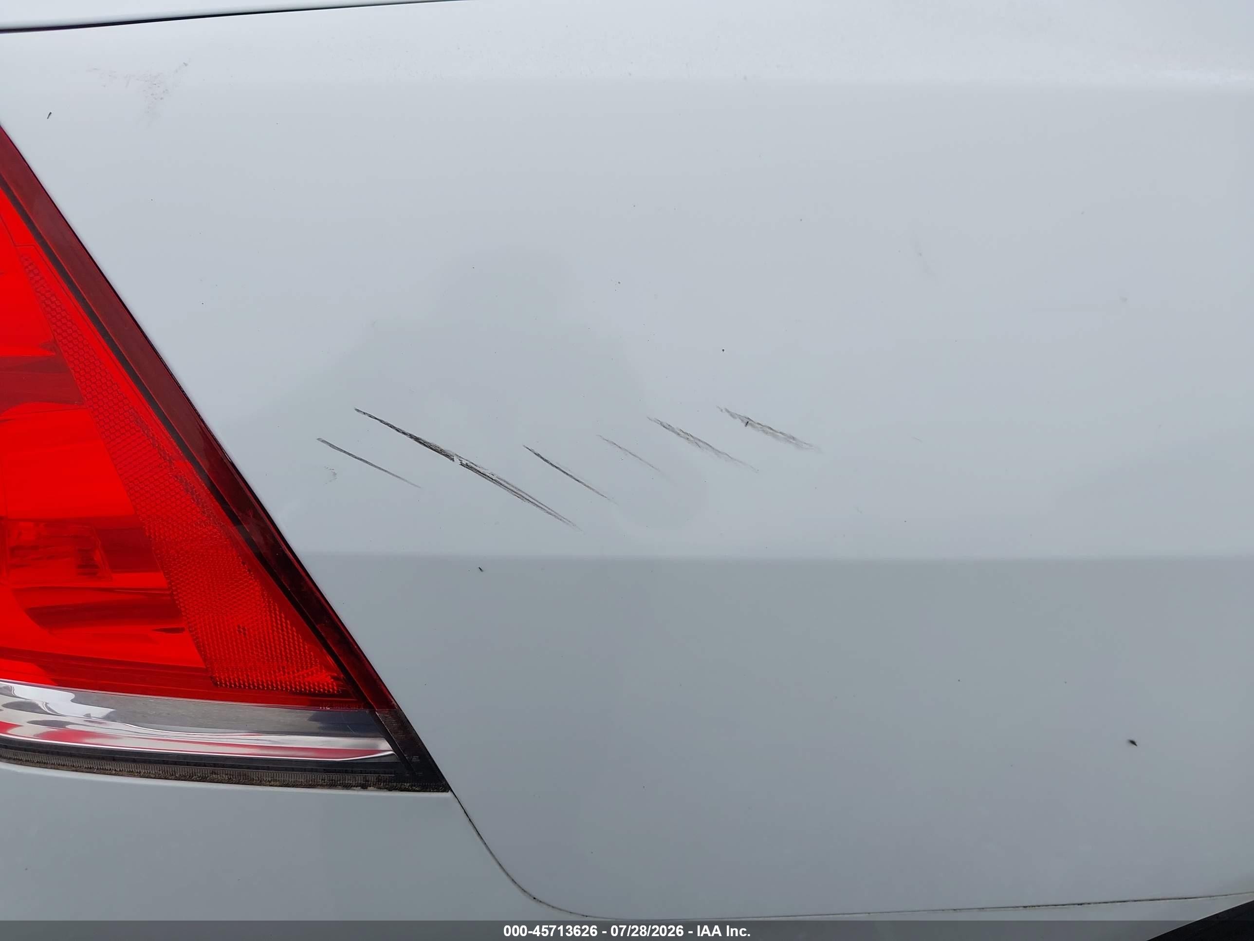2011 Chevrolet Impala Lt Белый vin: 2G1WG5EK1B1215254