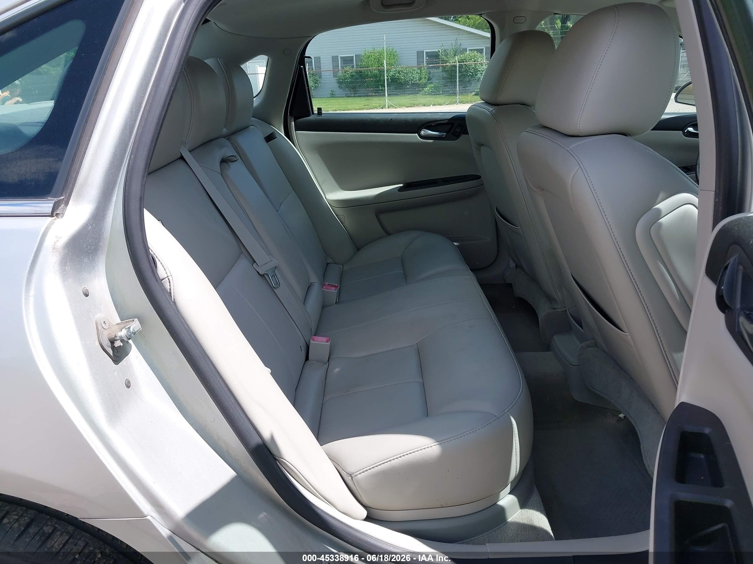 2011 Chevrolet Impala Lt Silver vin: 2G1WG5EK1B1230434