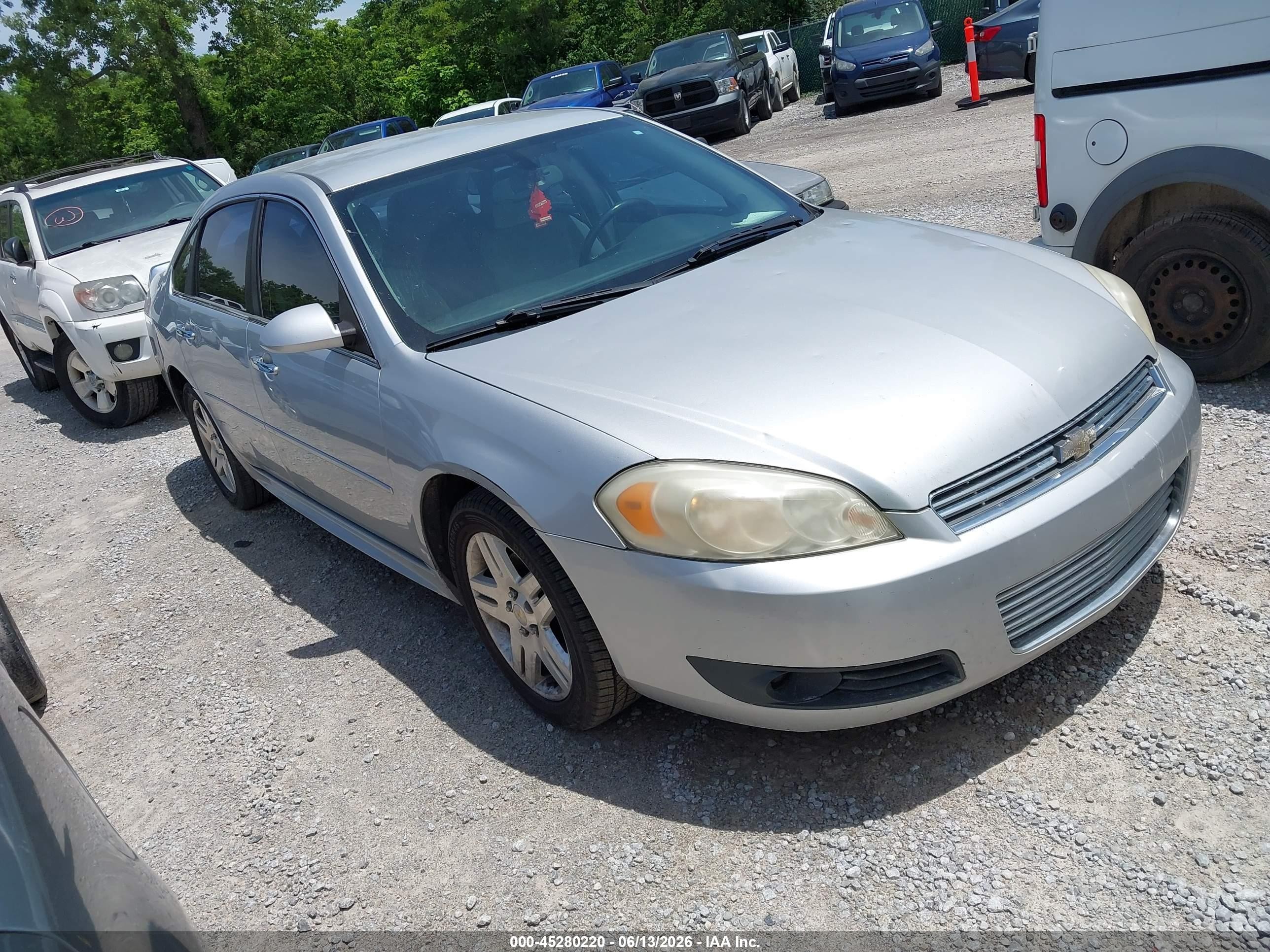 2011 Chevrolet Impala Lt Серебряный vin: 2G1WG5EK1B1313264