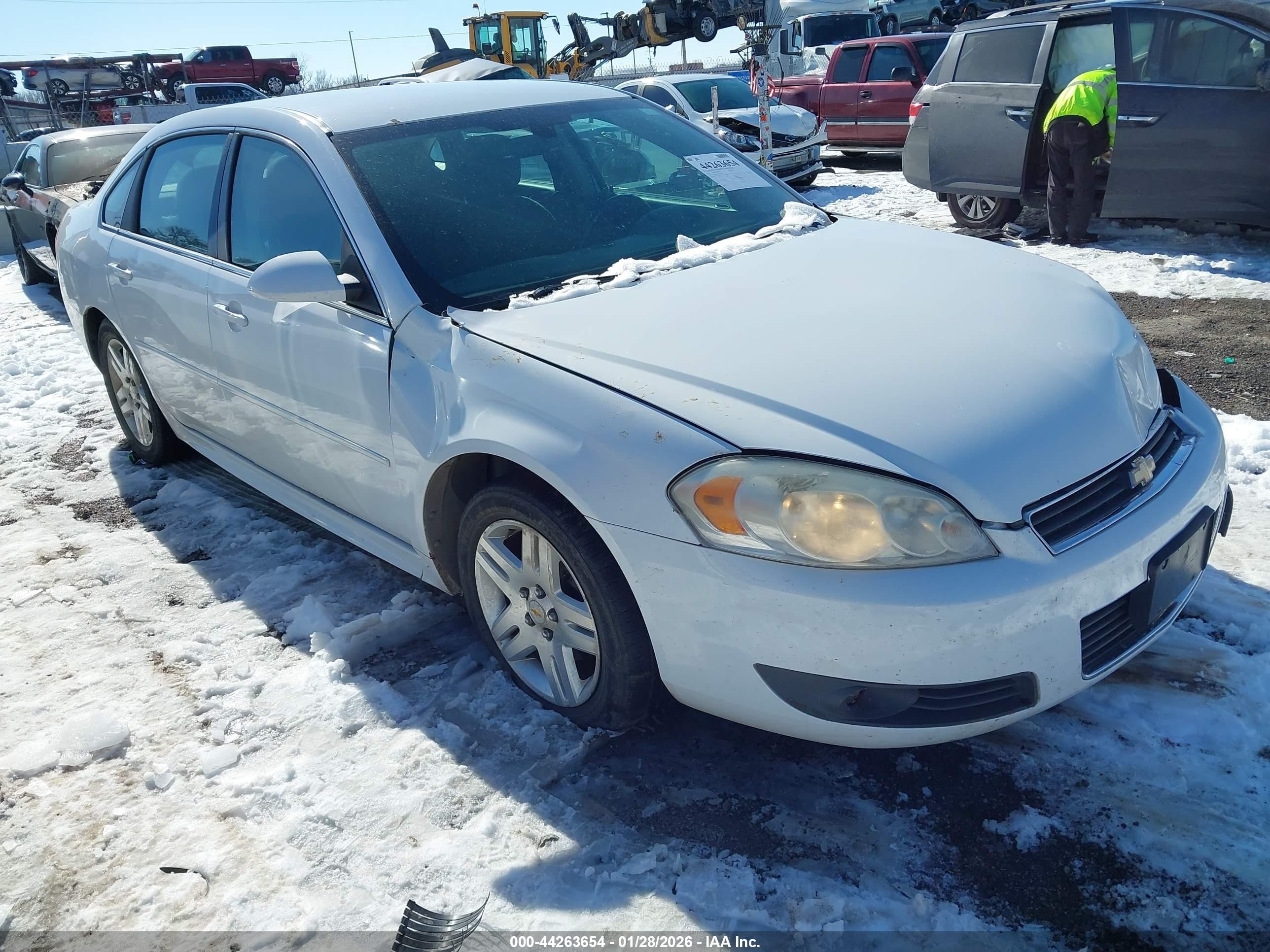 2011 Chevrolet Impala Lt White vin: 2G1WG5EK2B1102137