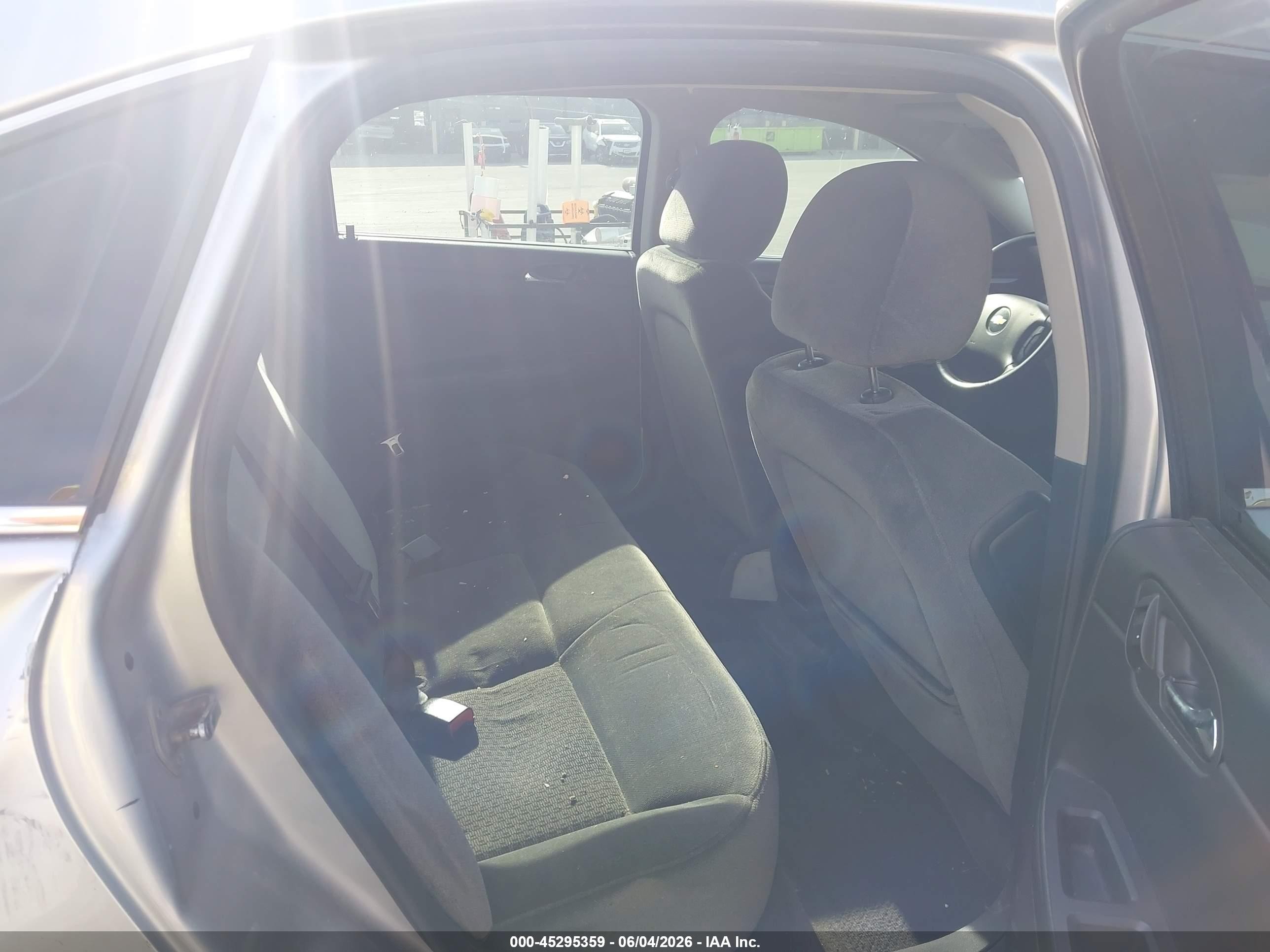2011 Chevrolet Impala Lt Silver vin: 2G1WG5EK2B1256427
