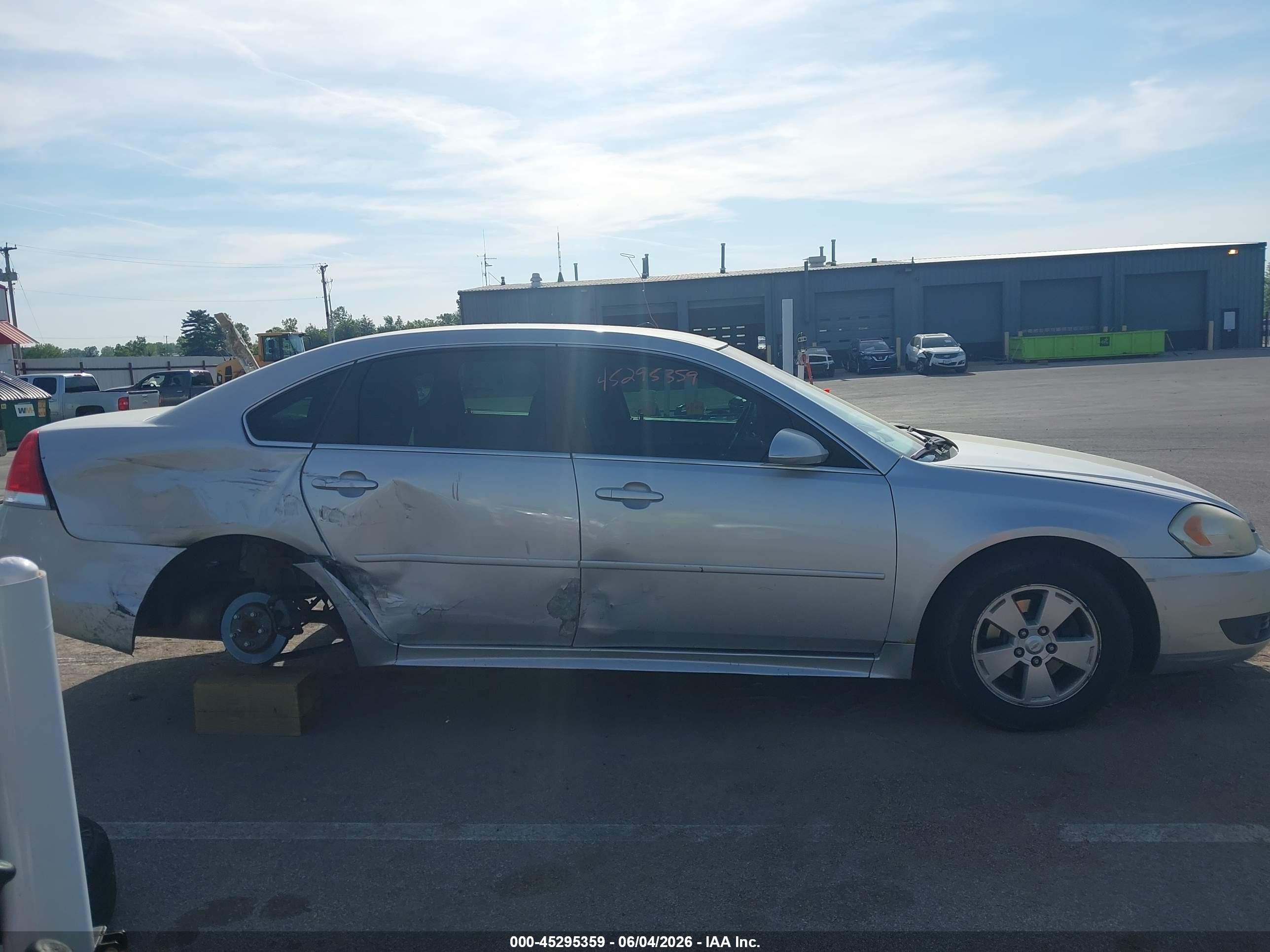 2011 Chevrolet Impala Lt Silver vin: 2G1WG5EK2B1256427