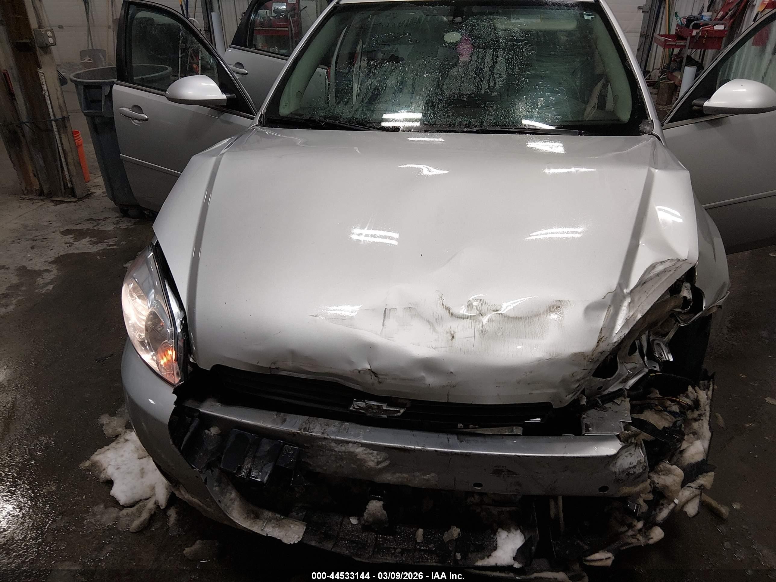 2011 Chevrolet Impala Lt Silver vin: 2G1WG5EK2B1303987