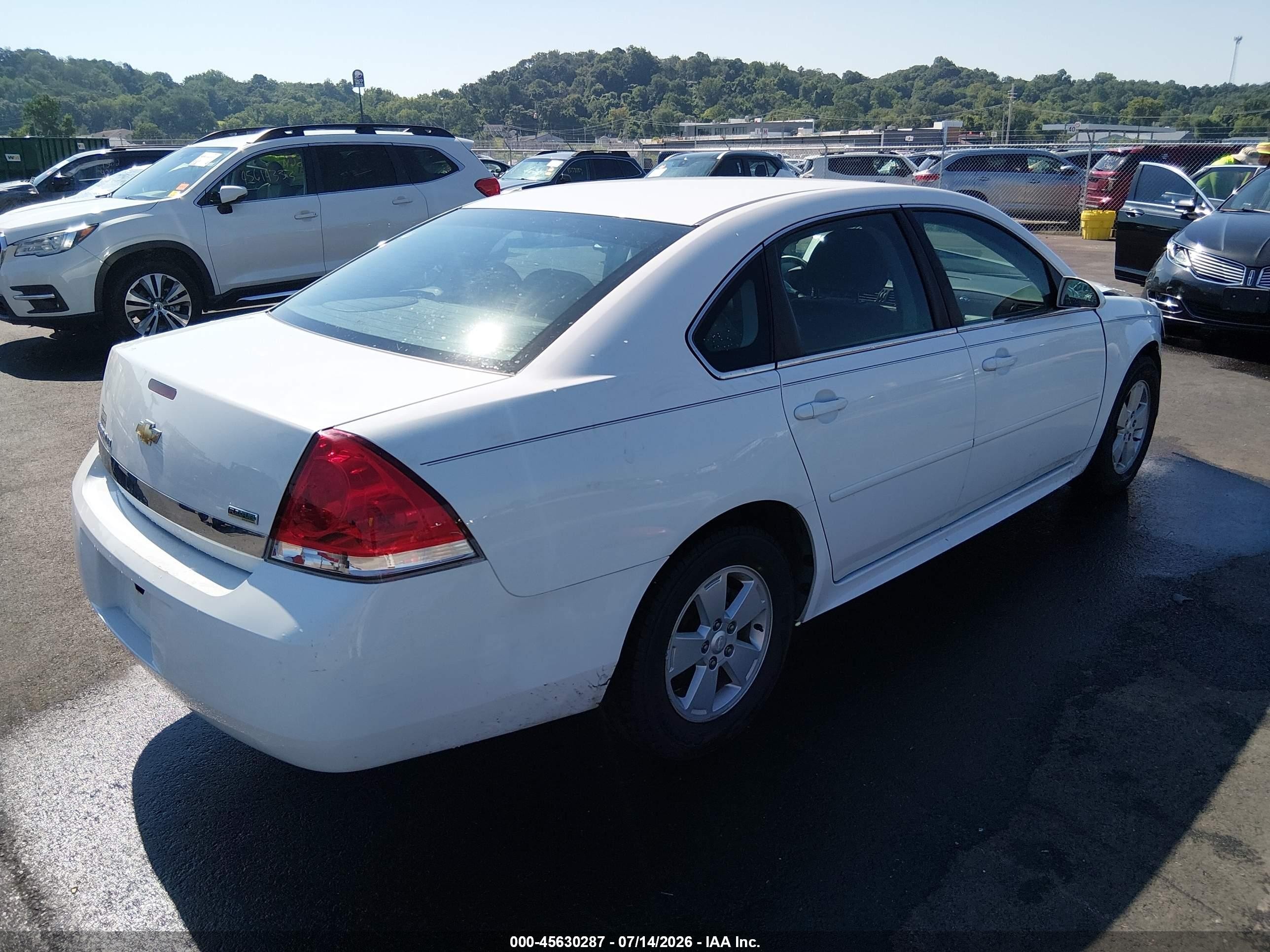 2011 Chevrolet Impala Lt White vin: 2G1WG5EK3B1114068