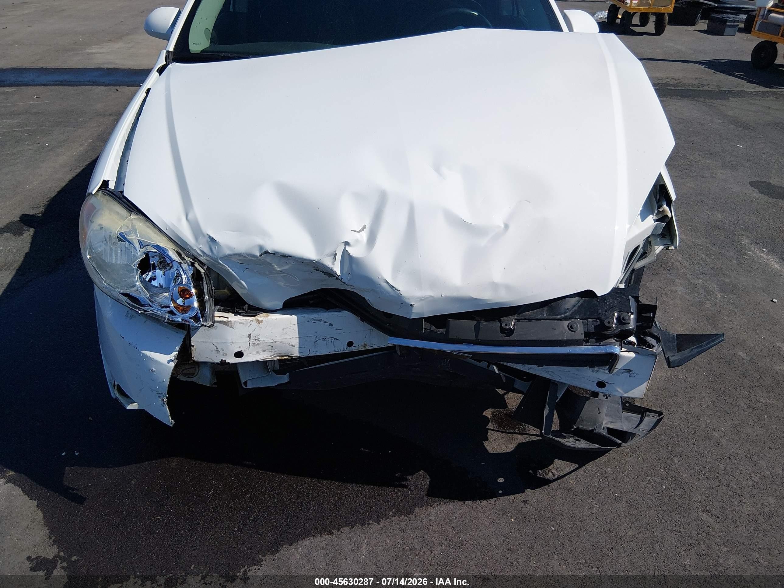 2011 Chevrolet Impala Lt White vin: 2G1WG5EK3B1114068