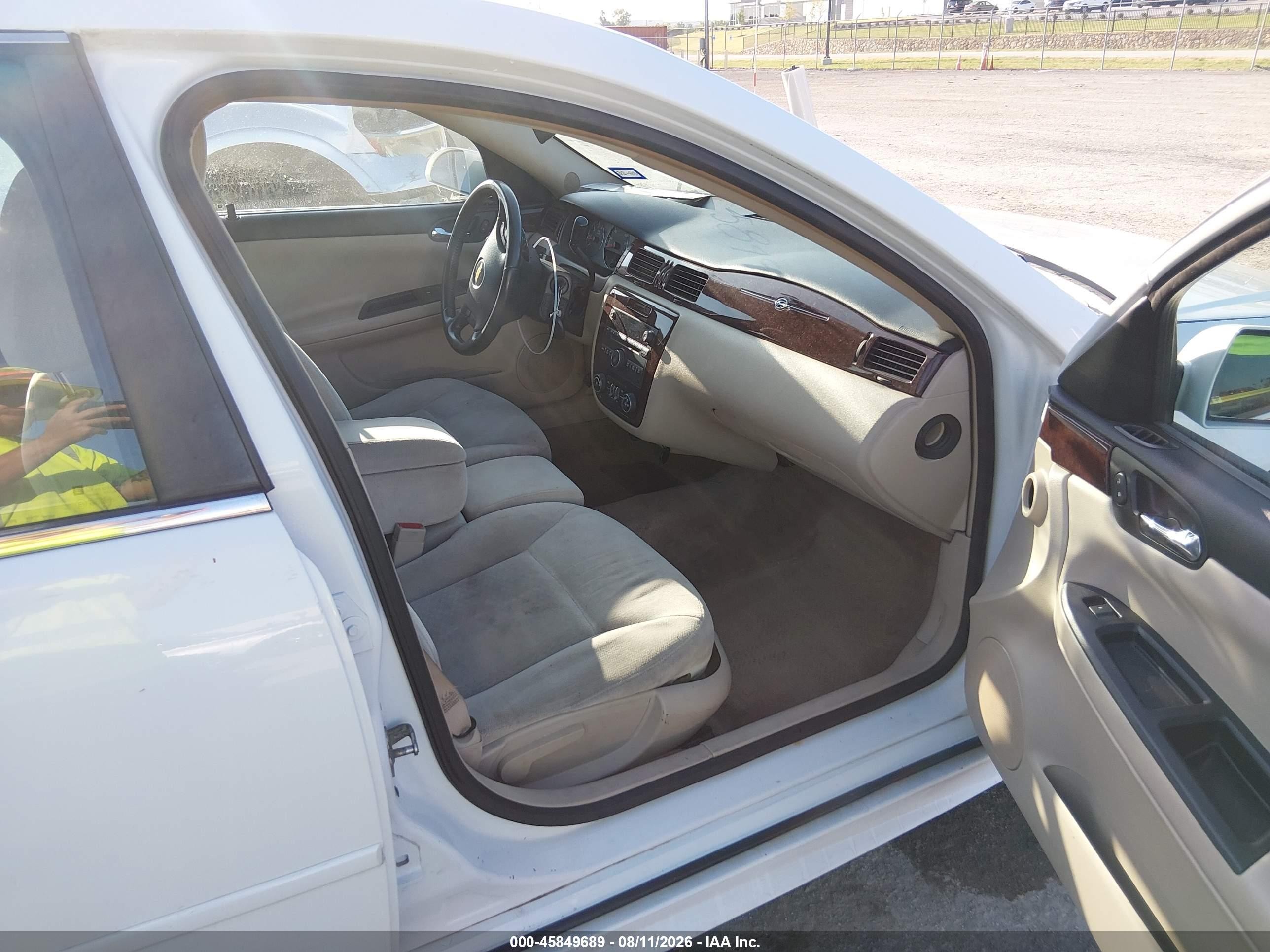 2011 Chevrolet Impala Lt White vin: 2G1WG5EK3B1160175