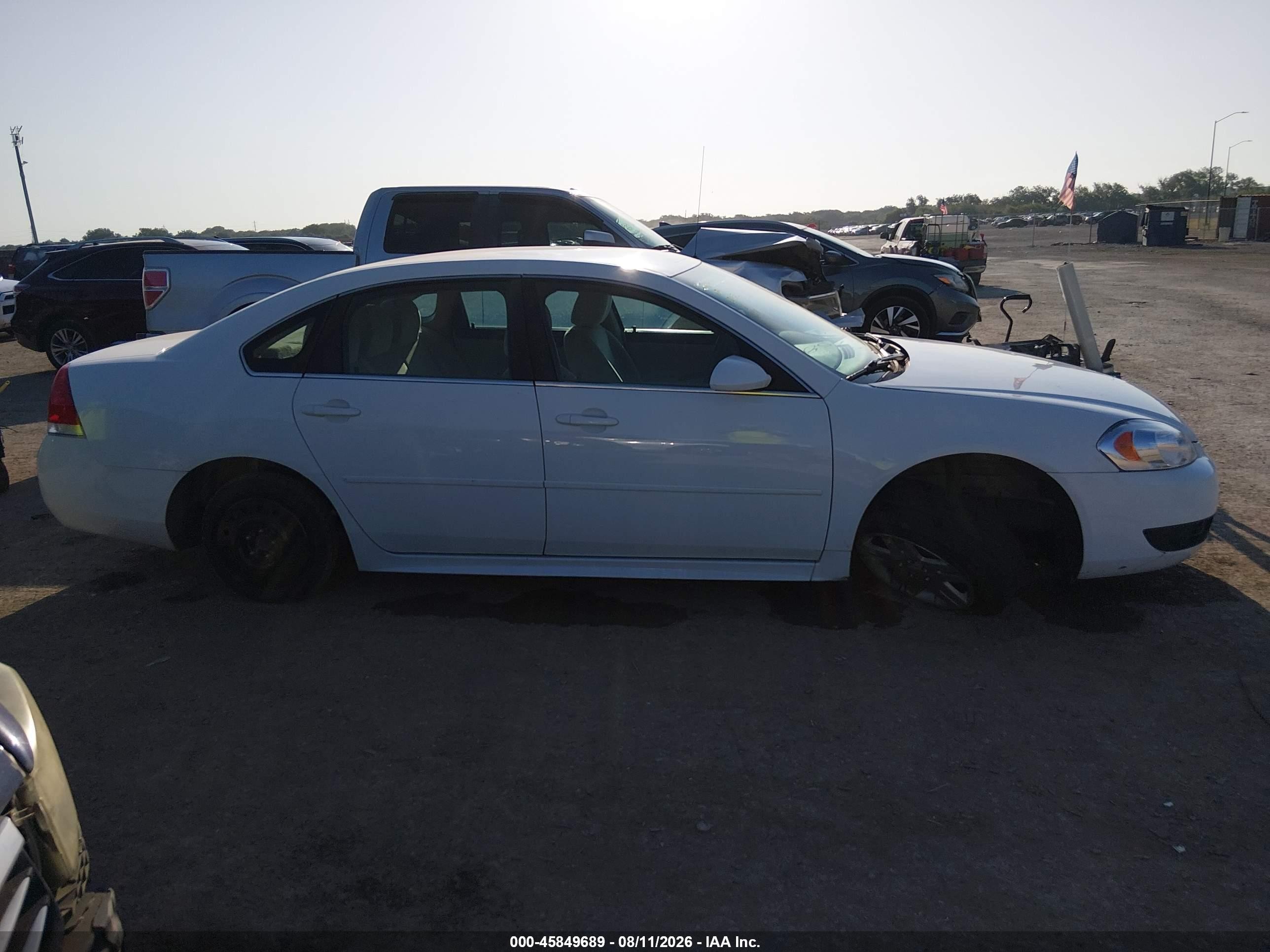 2011 Chevrolet Impala Lt White vin: 2G1WG5EK3B1160175