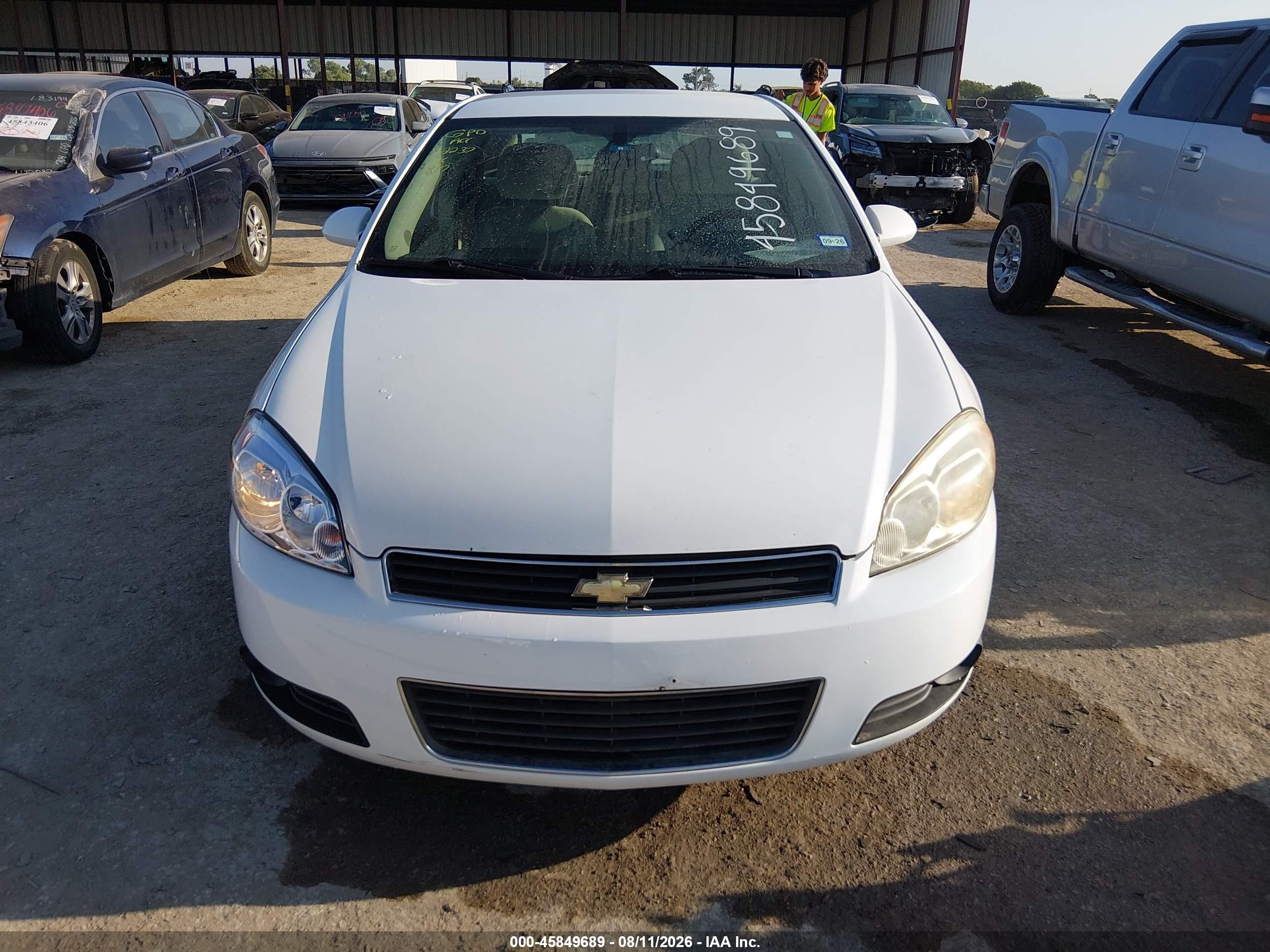 2011 Chevrolet Impala Lt White vin: 2G1WG5EK3B1160175