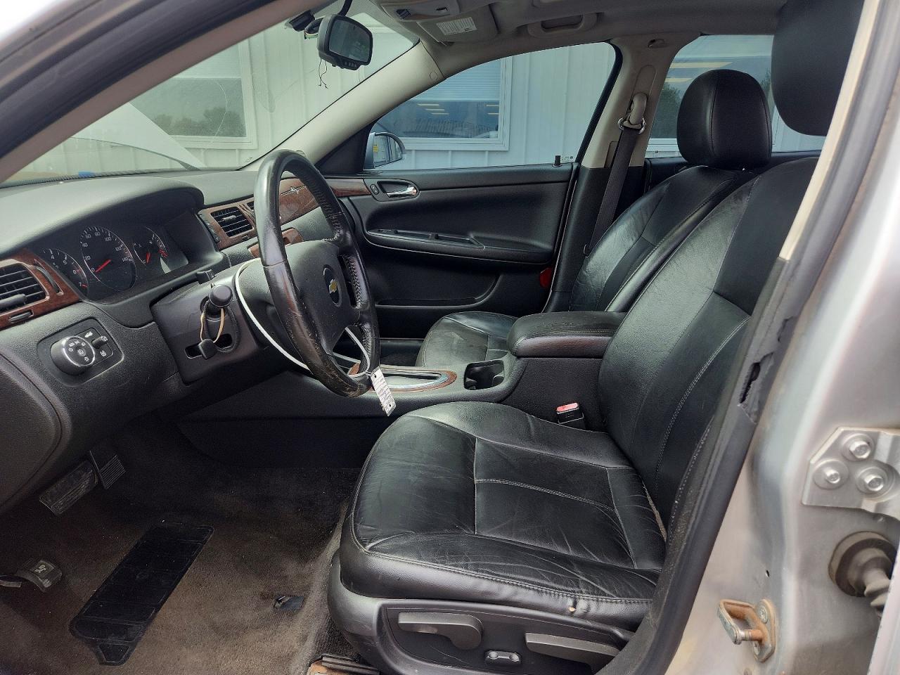 2011 Chevrolet Impala Lt Серебряный vin: 2G1WG5EK3B1314934