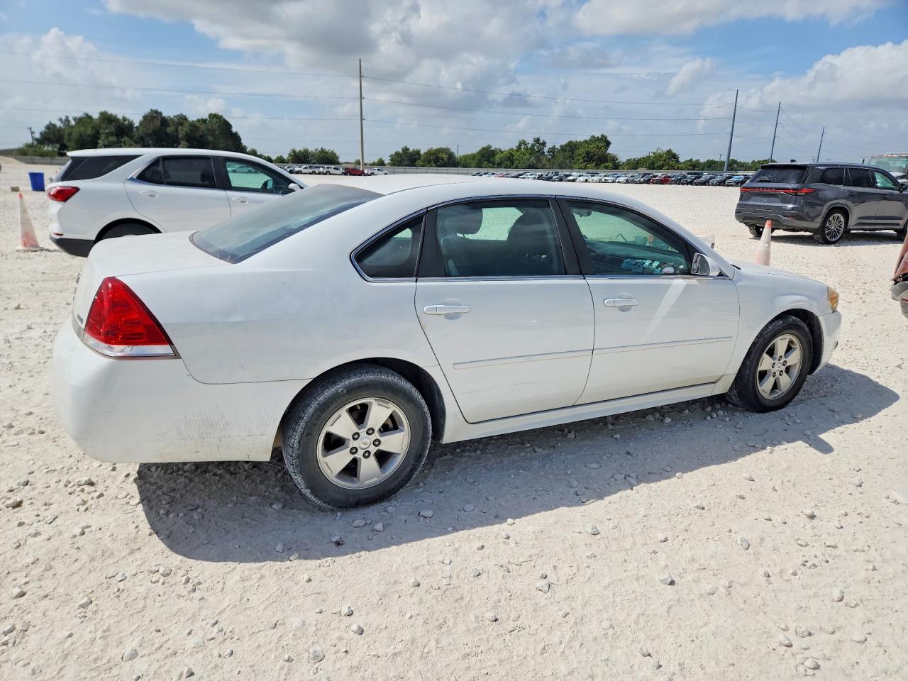 2011 Chevrolet Impala Lt Белый vin: 2G1WG5EK4B1238088