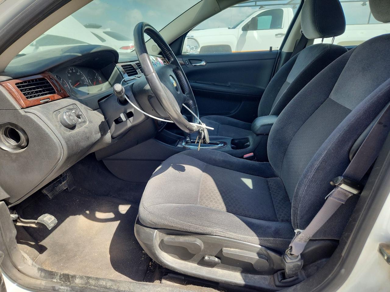 2011 Chevrolet Impala Lt Белый vin: 2G1WG5EK4B1238088