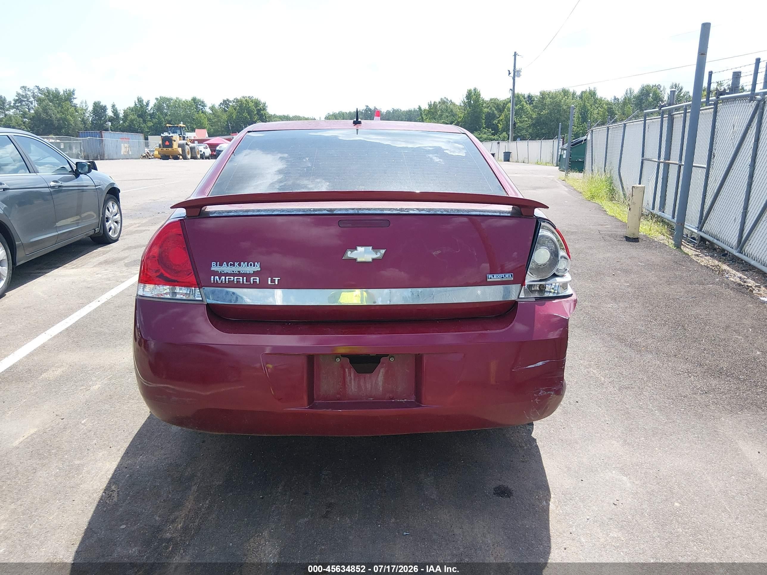 2011 Chevrolet Impala Lt Red vin: 2G1WG5EK4B1261791