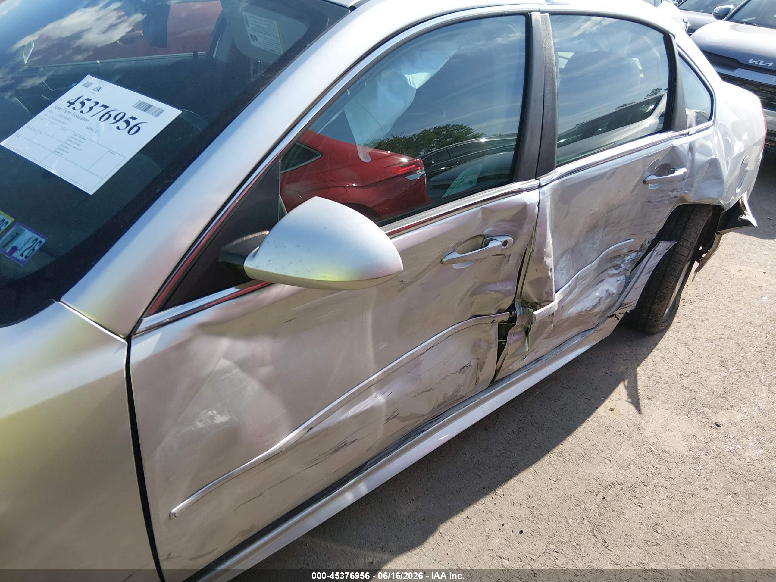2011 Chevrolet Impala Lt Серебряный vin: 2G1WG5EK4B1298937