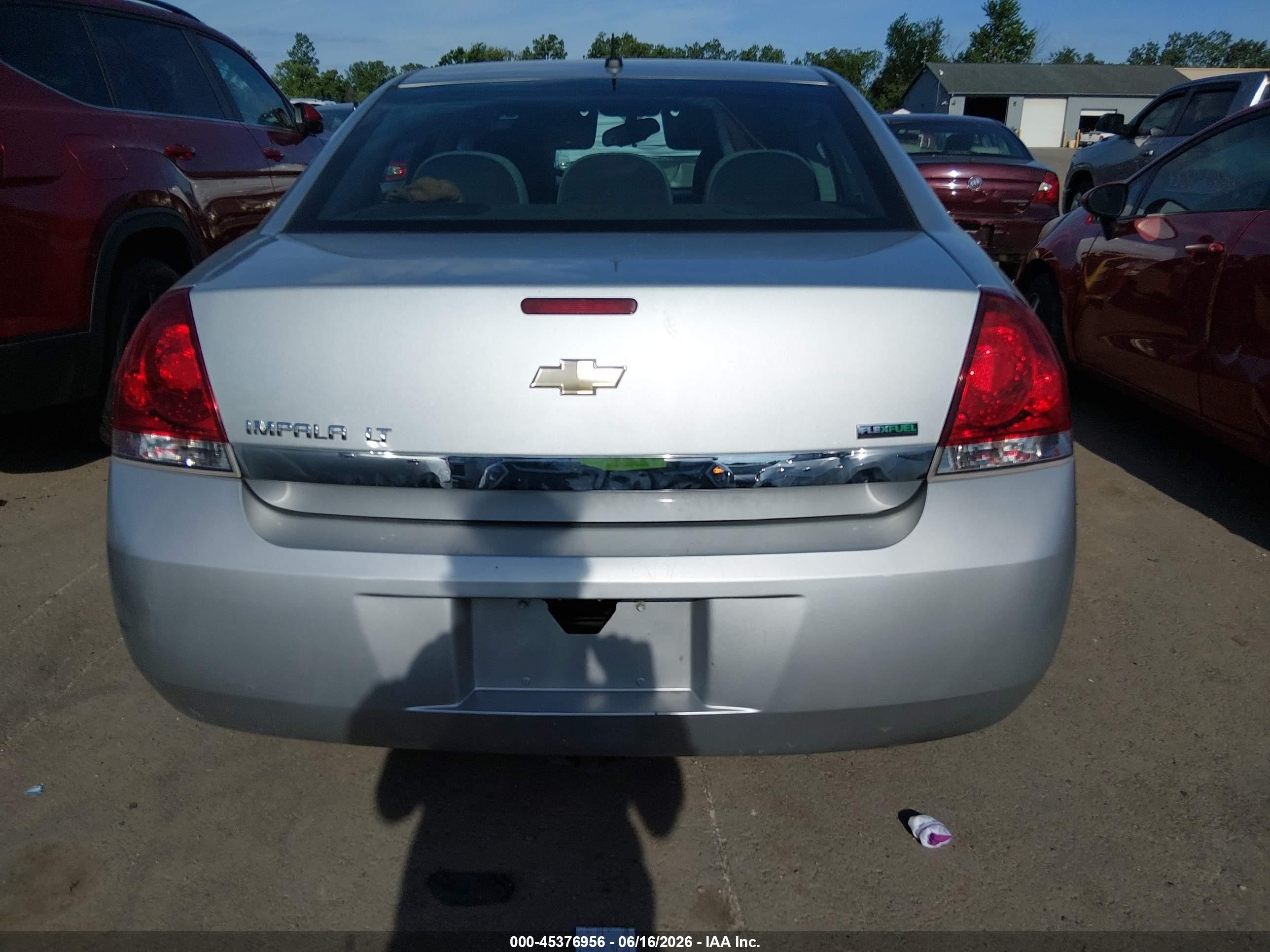 2011 Chevrolet Impala Lt Серебряный vin: 2G1WG5EK4B1298937